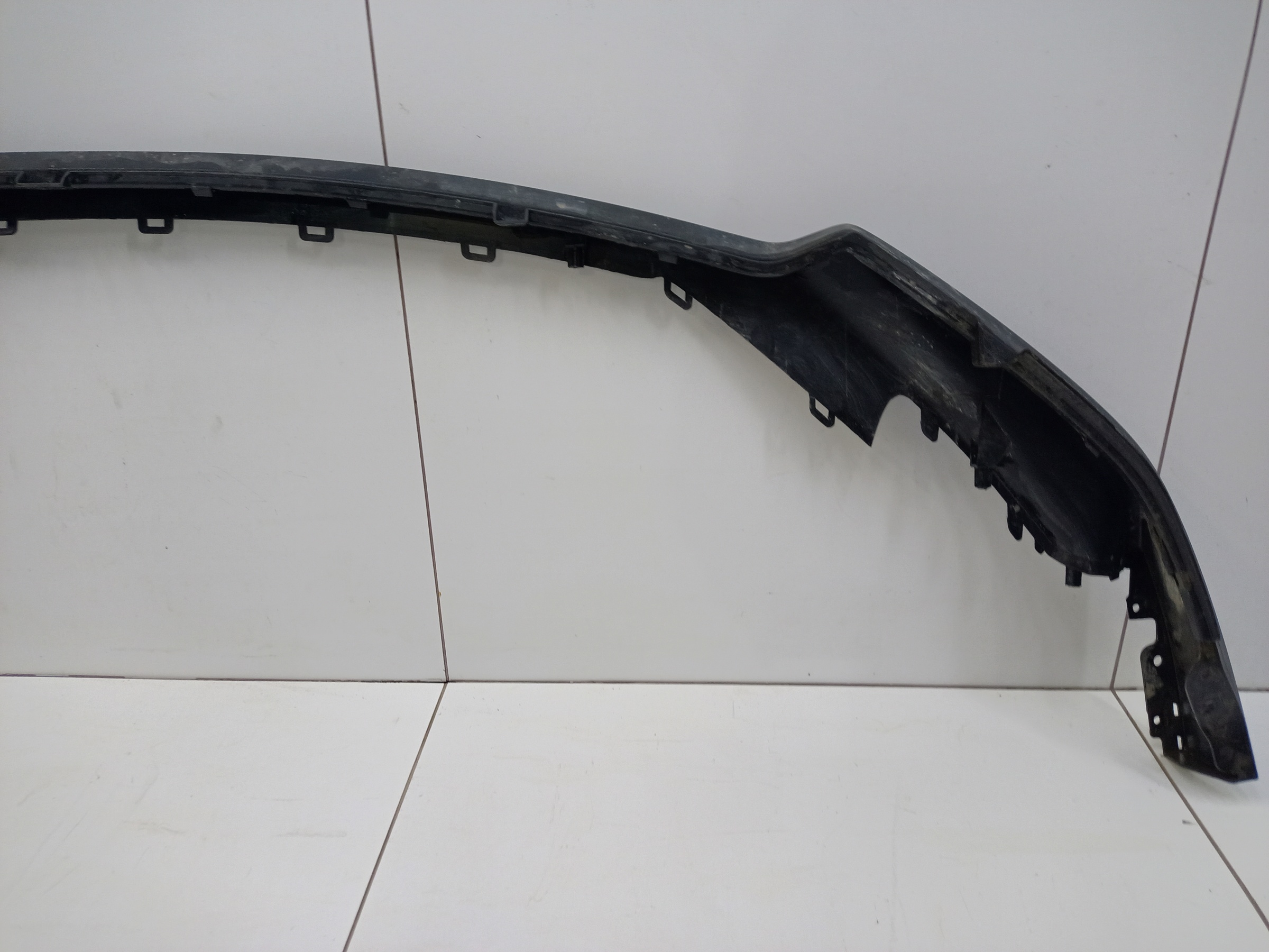 Юбка переднего бампера верхняя часть Geely Coolray