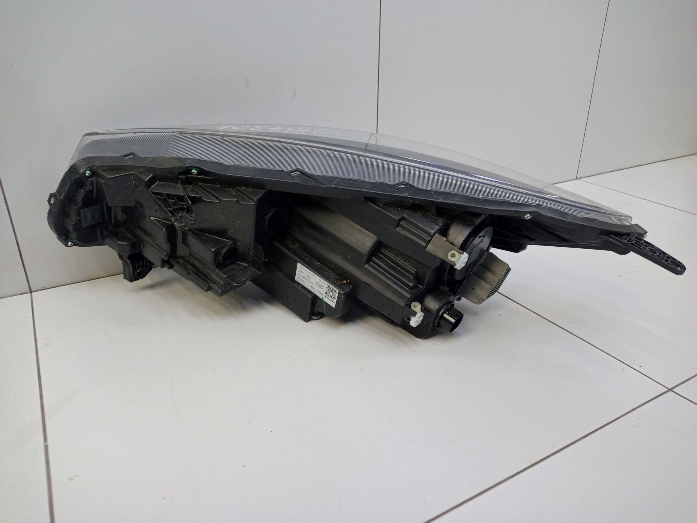 Фара передняя правая Kaiyi X3 LED