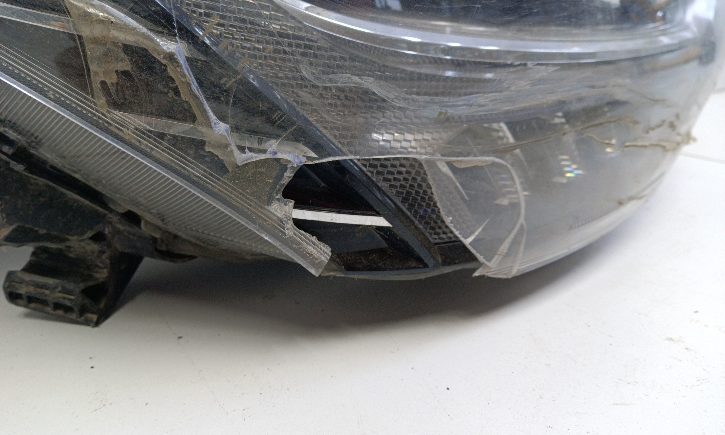 Фара передняя правая Haval Jolion LED