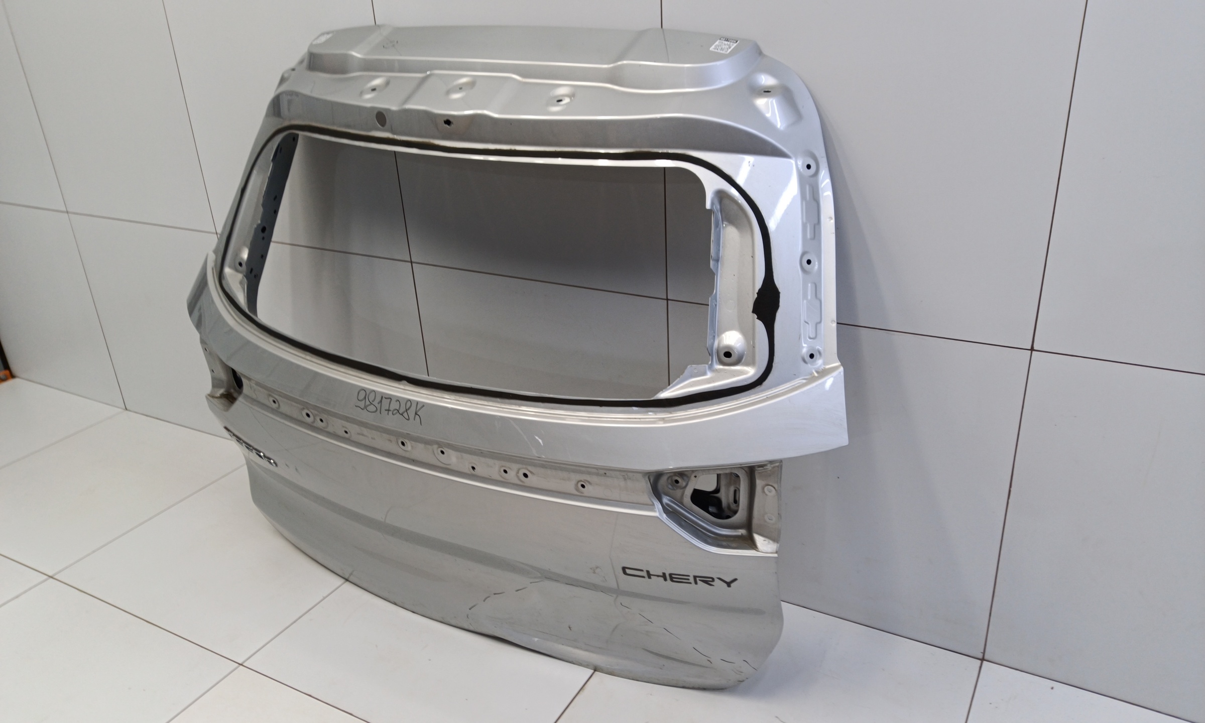Крышка багажника Chery Tiggo 8