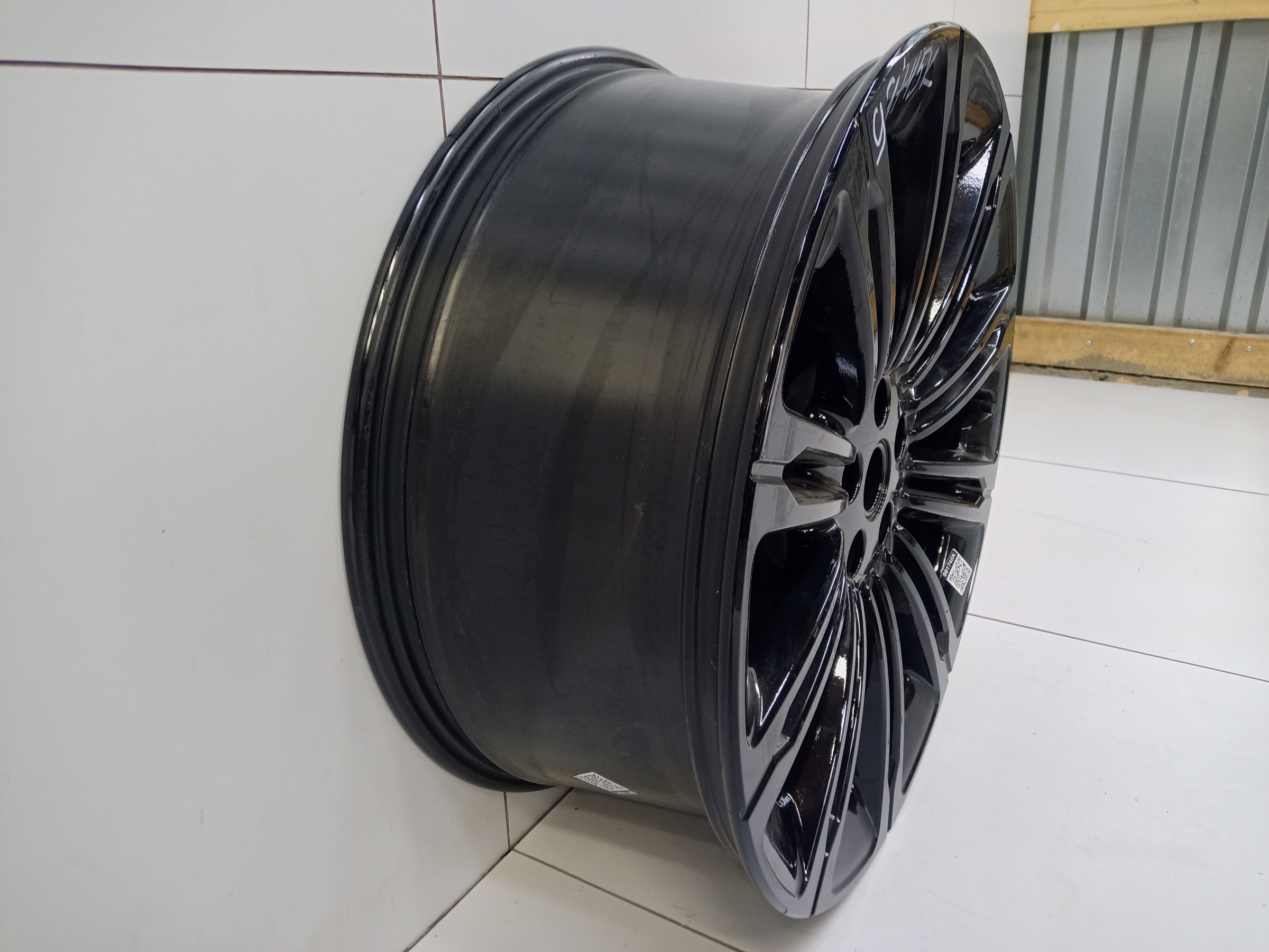 Диск Land Rover Range Rover Sport 3 R23 черный