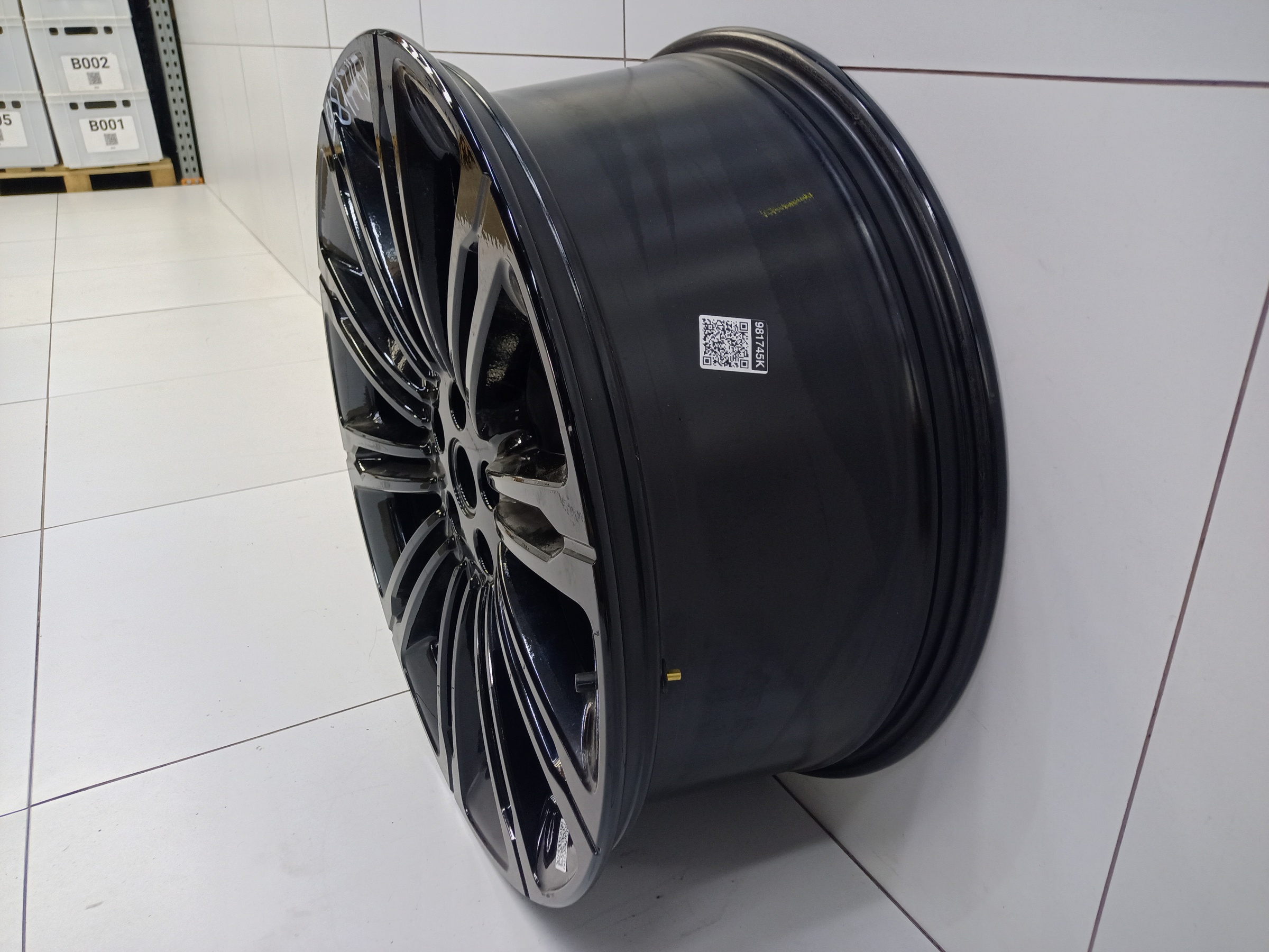 Диск Land Rover Range Rover Sport 3 R23 черный