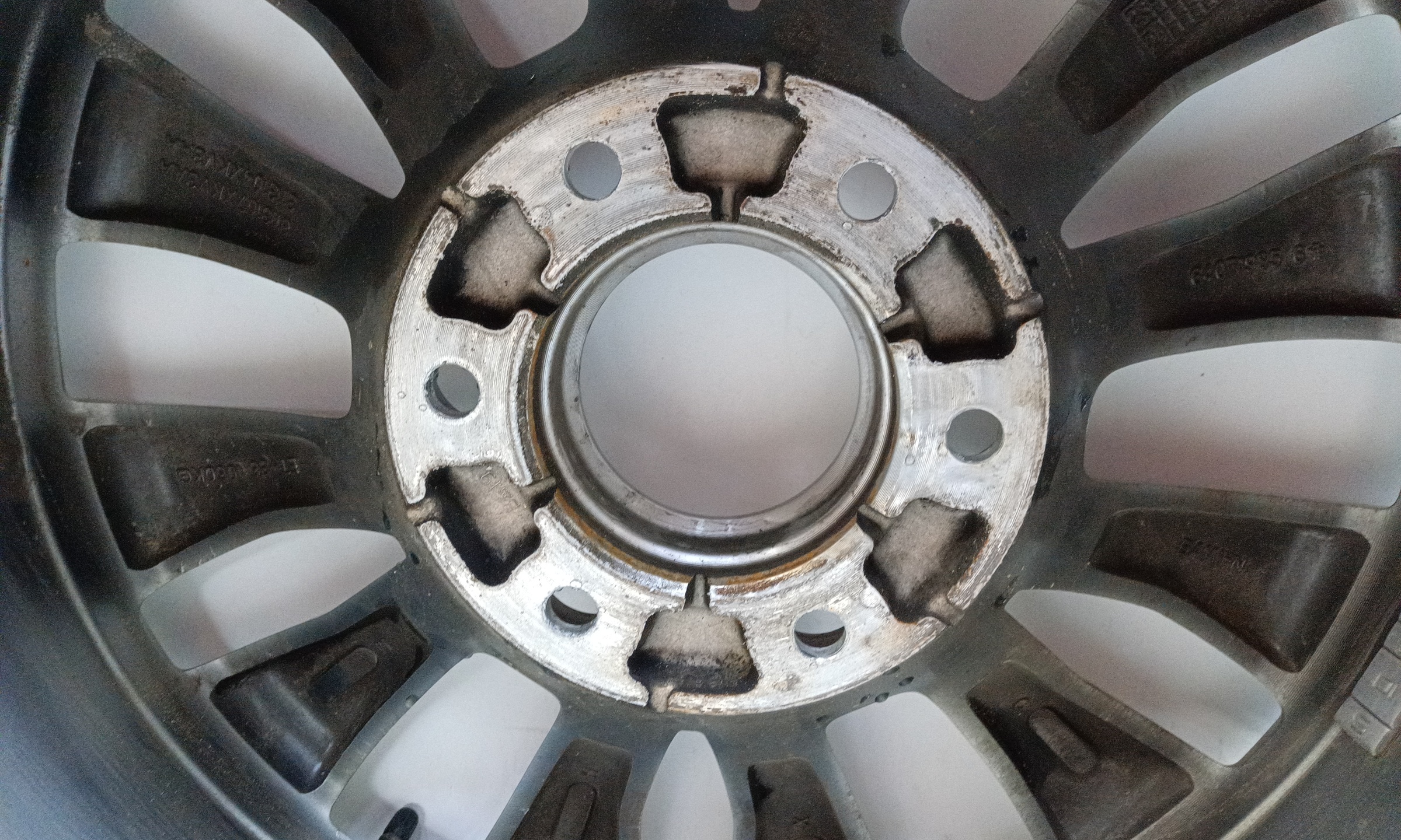 Диск колеса литой Tank 500 R19 серый