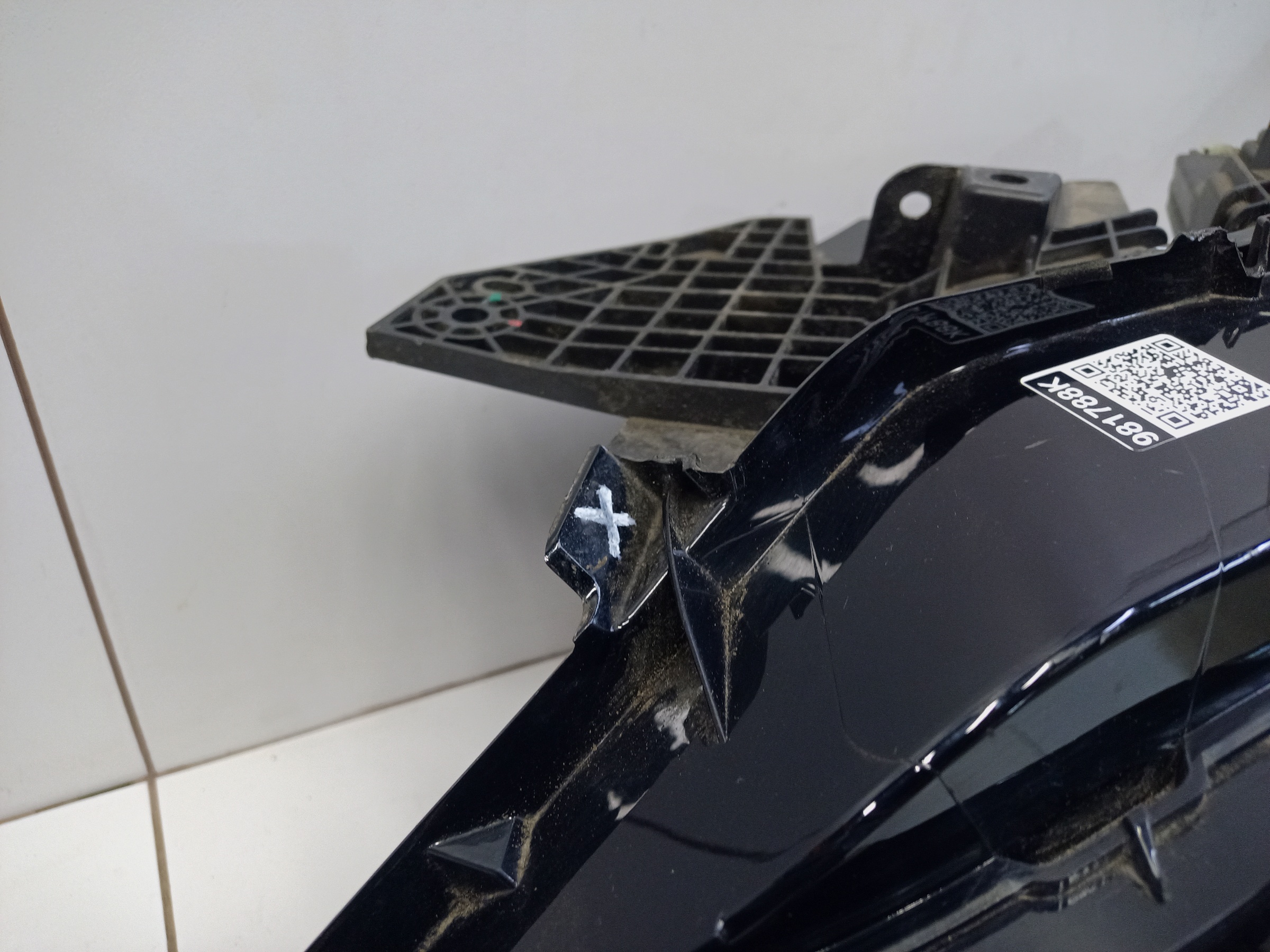 Фара передняя левая WEY 80 LED