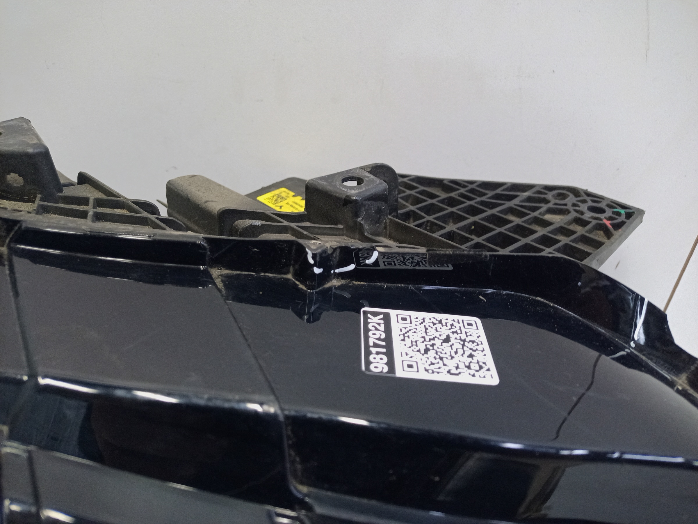 Фара передняя правая Wey 80 LED