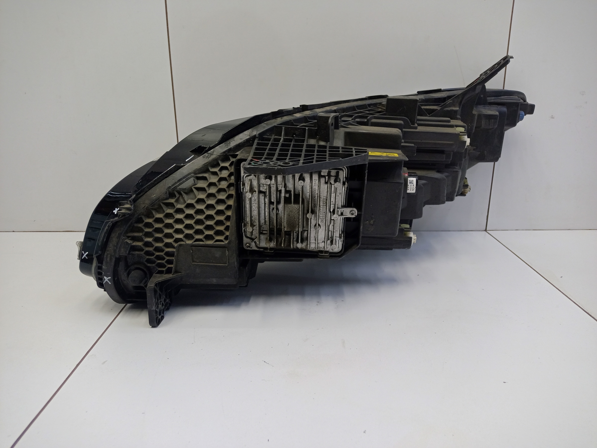 Фара передняя правая Wey 80 LED