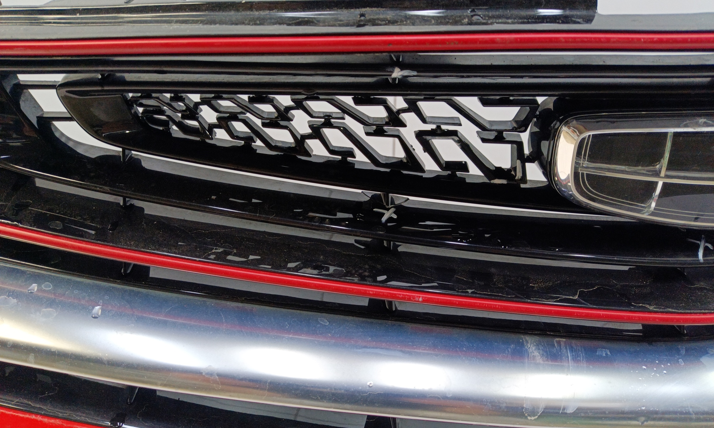 Бампер передний Geely Coolray под парктроник