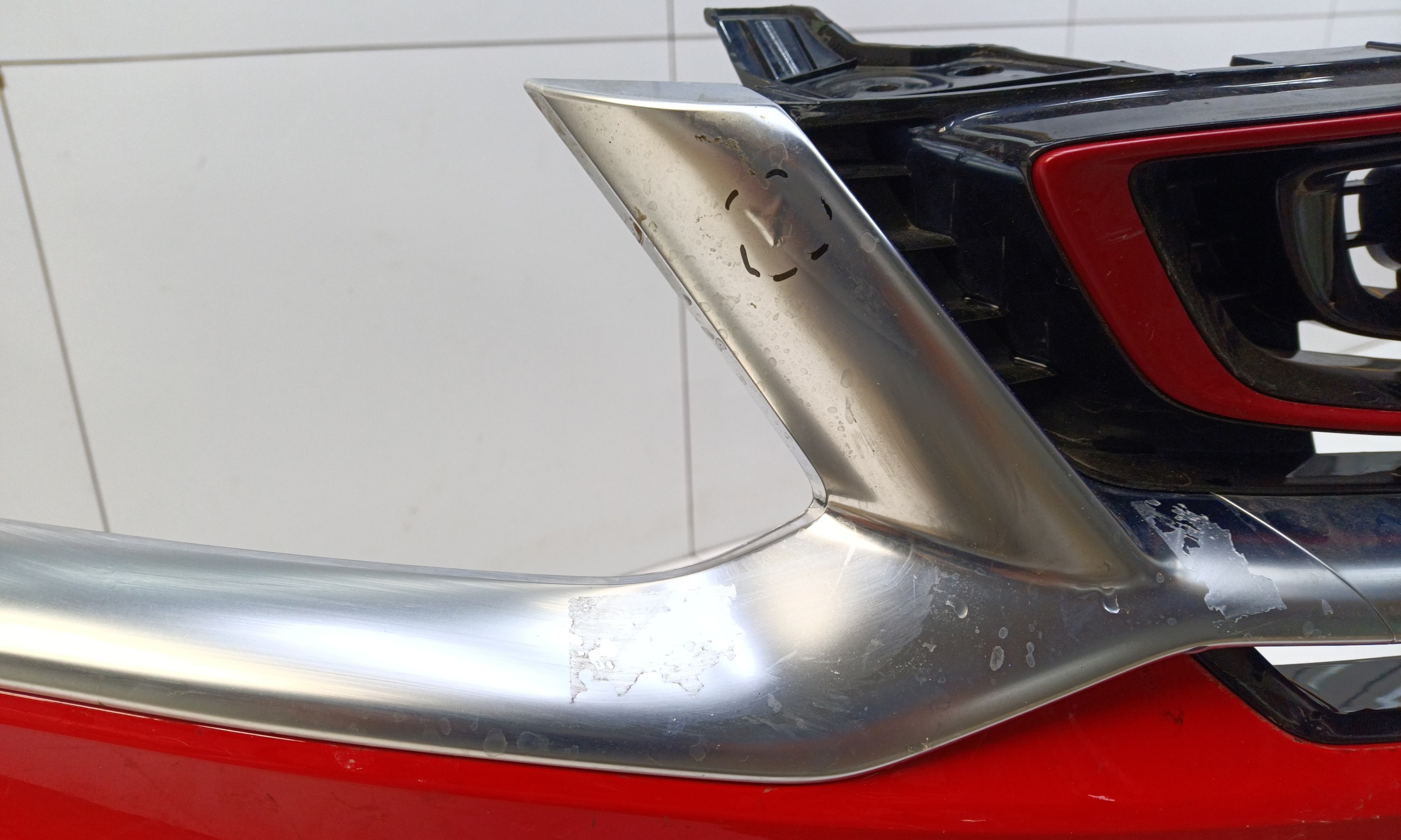 Бампер передний Geely Coolray под парктроник