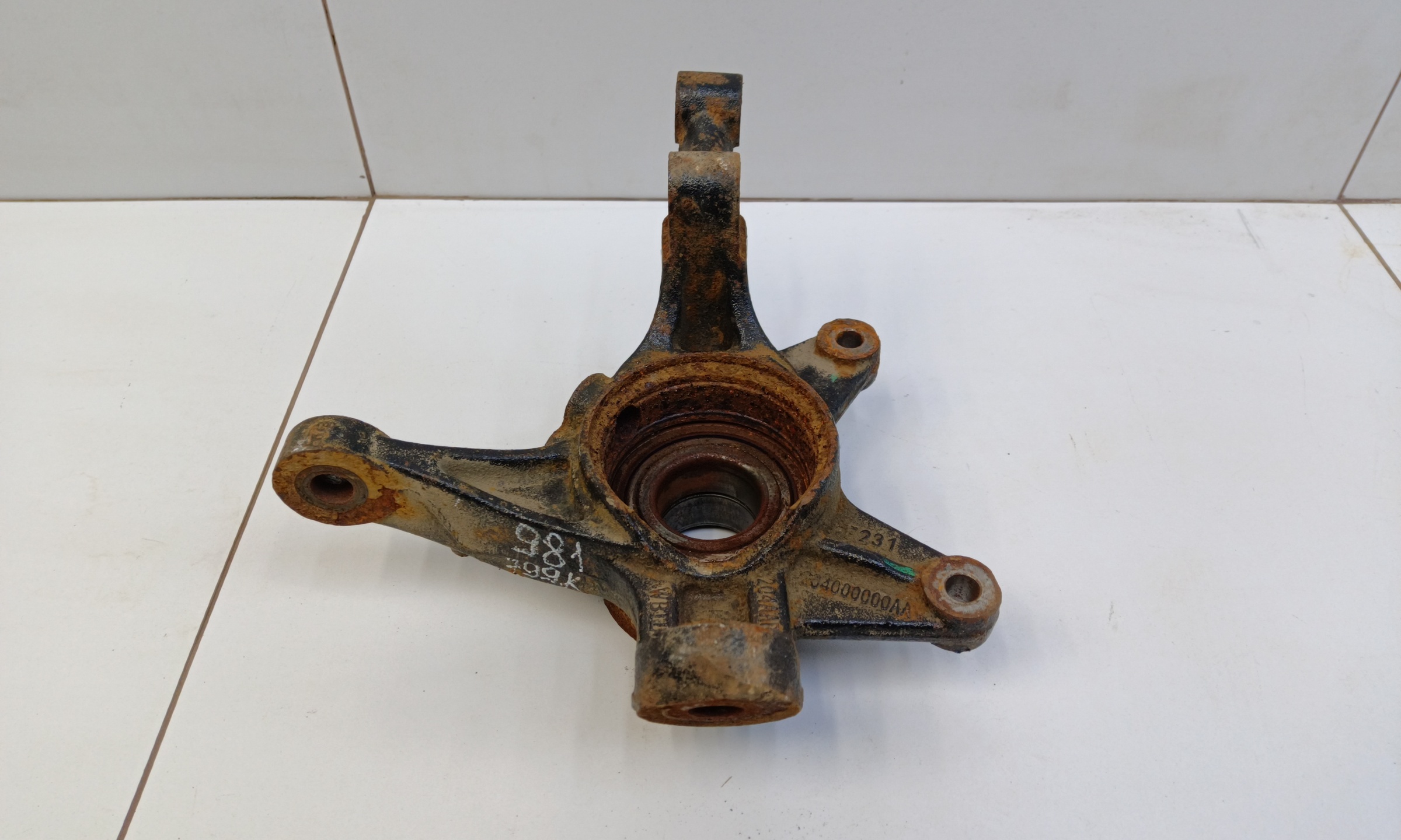 Кулак поворотный передний левый Chery Tiggo 4 Pro