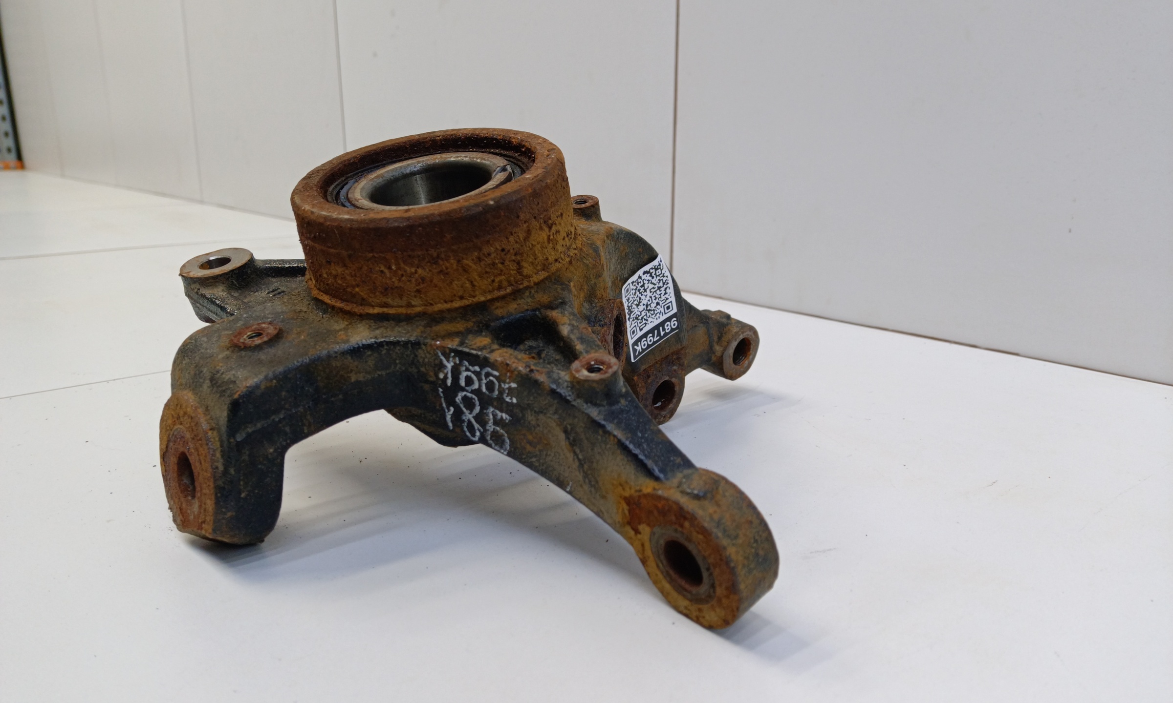 Кулак поворотный передний левый Chery Tiggo 4 Pro