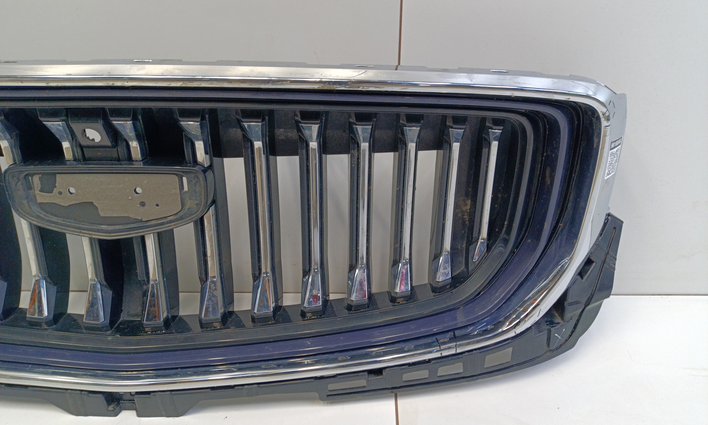 Решетка радиатора Geely Monjaro