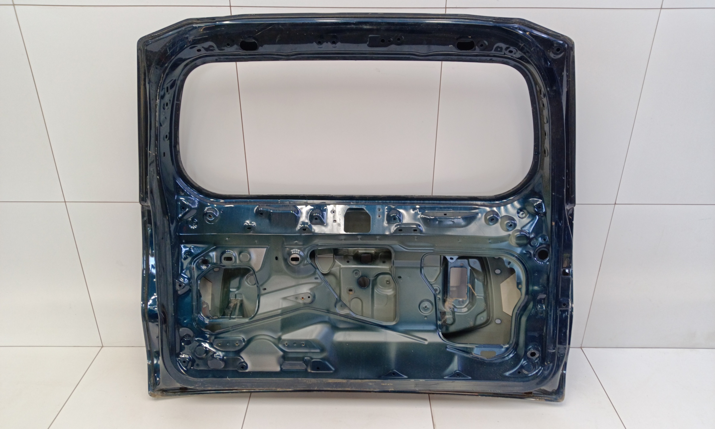Крышка багажника Toyota Land Cruiser Prado 150 Restail 2