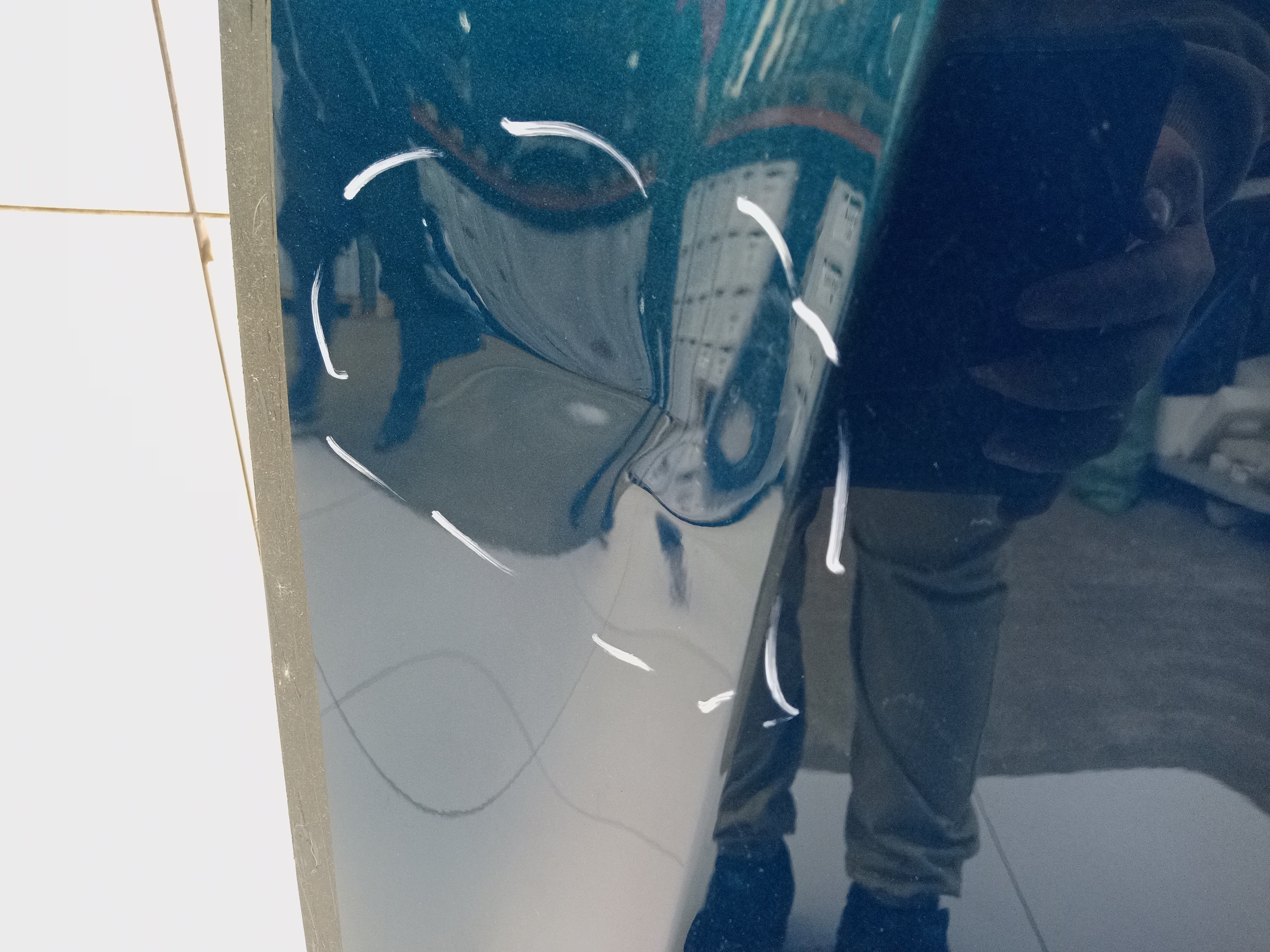 Капот Geely Monjaro