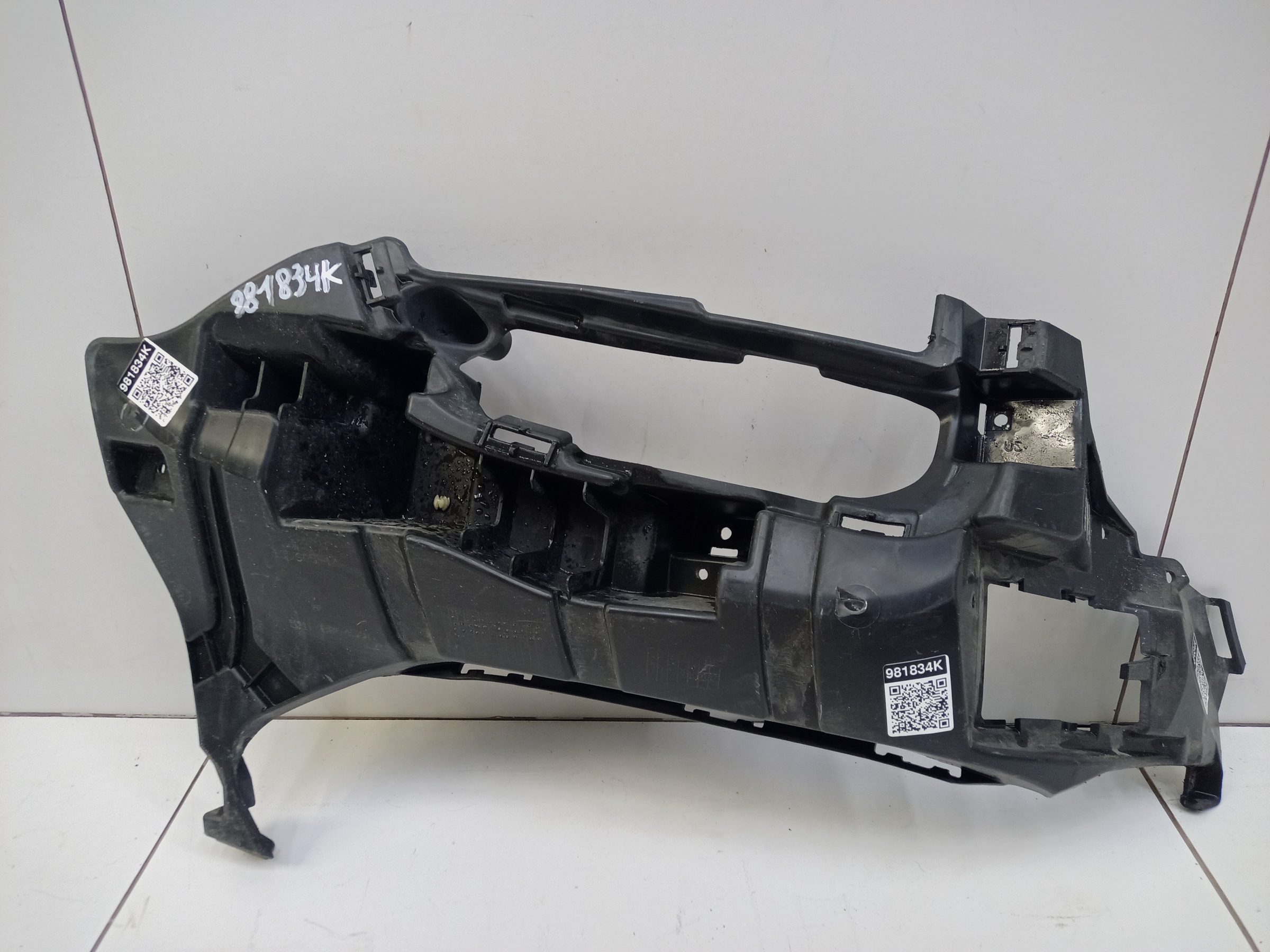 Кронштейн переднего бампера правый BMW X3 G01 M-Paket