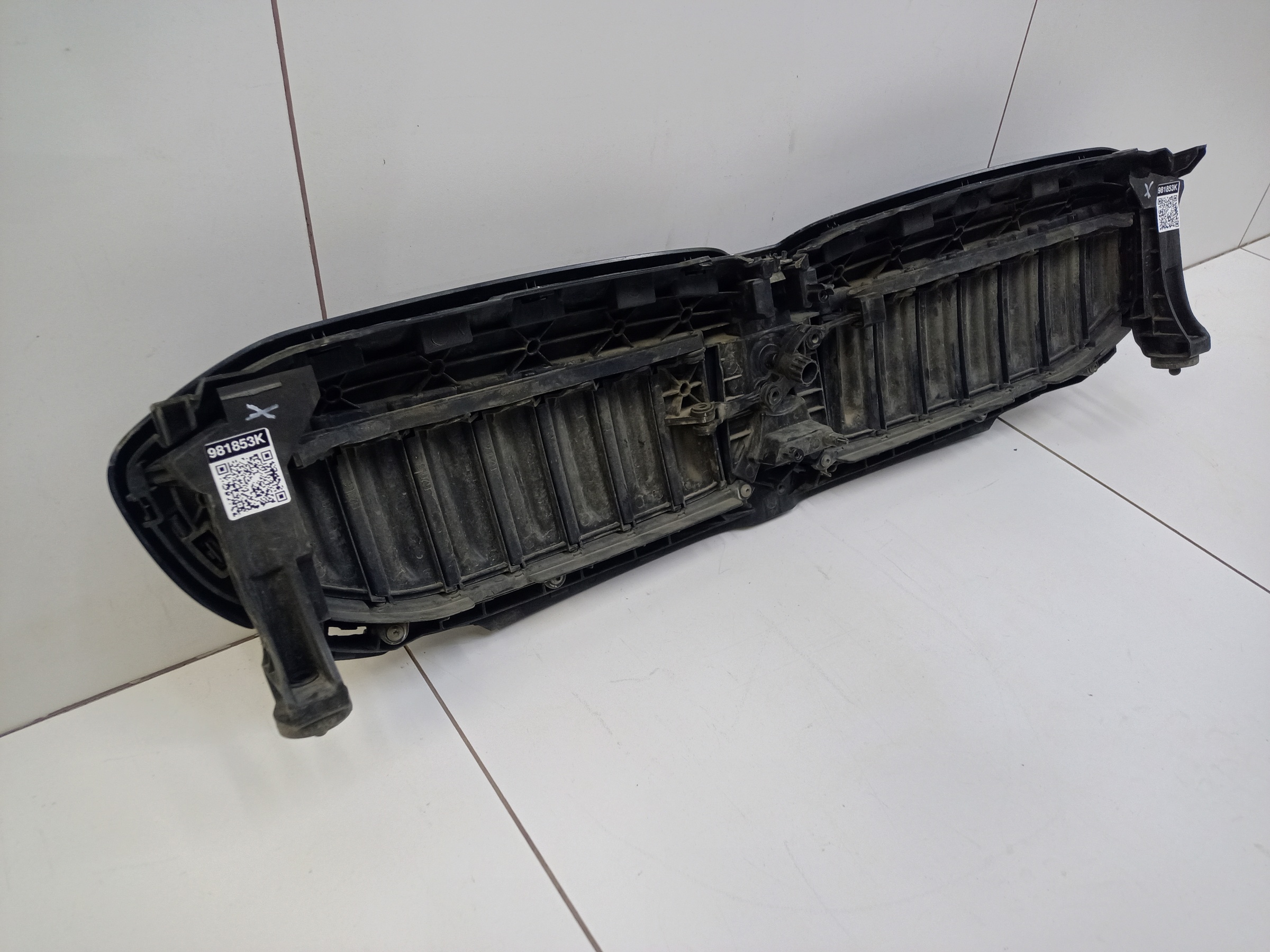 Жалюзи решётки радиатора BMW 3er G20