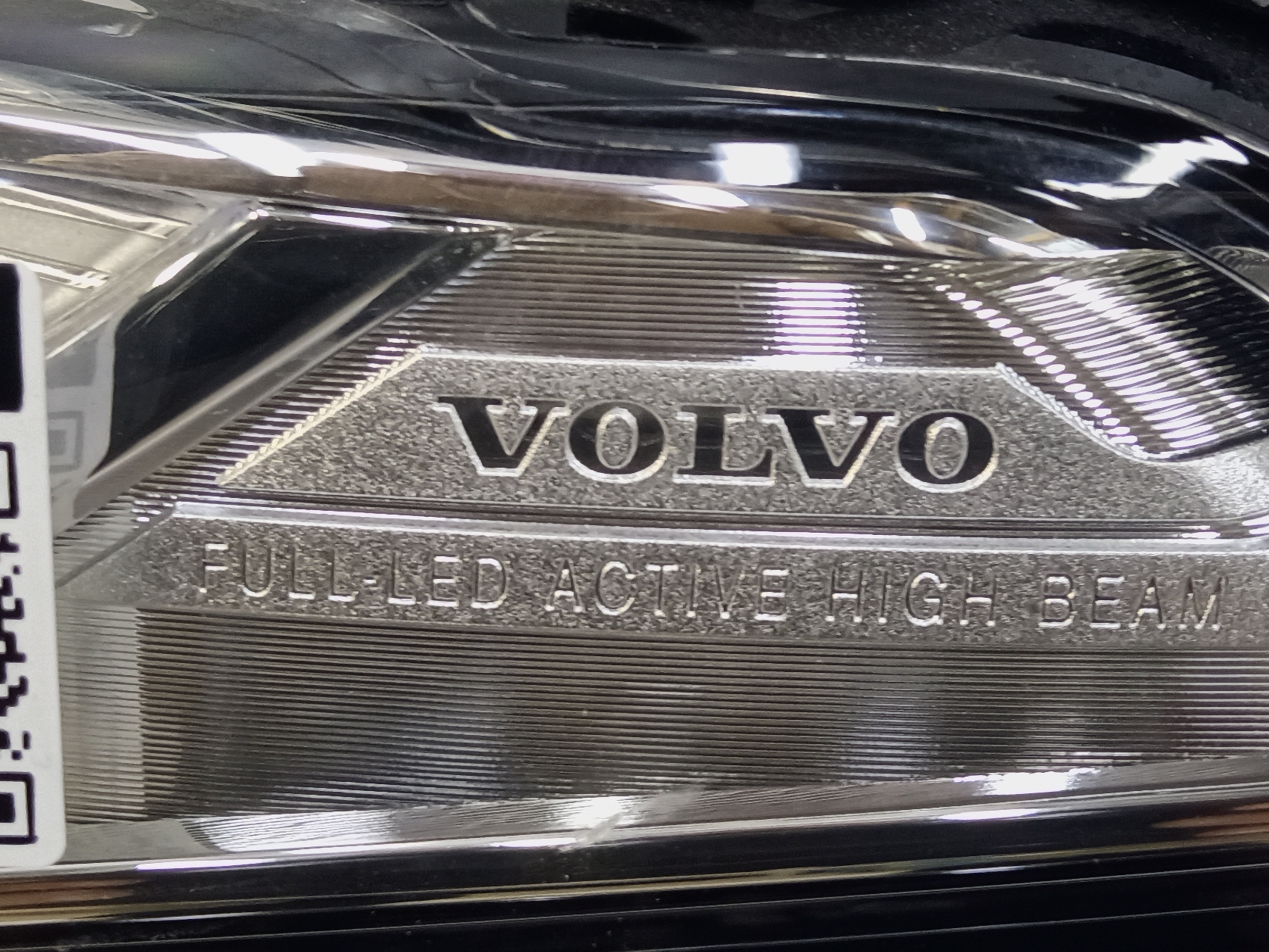 Фара передняя левая Volvo XC90 2 LED