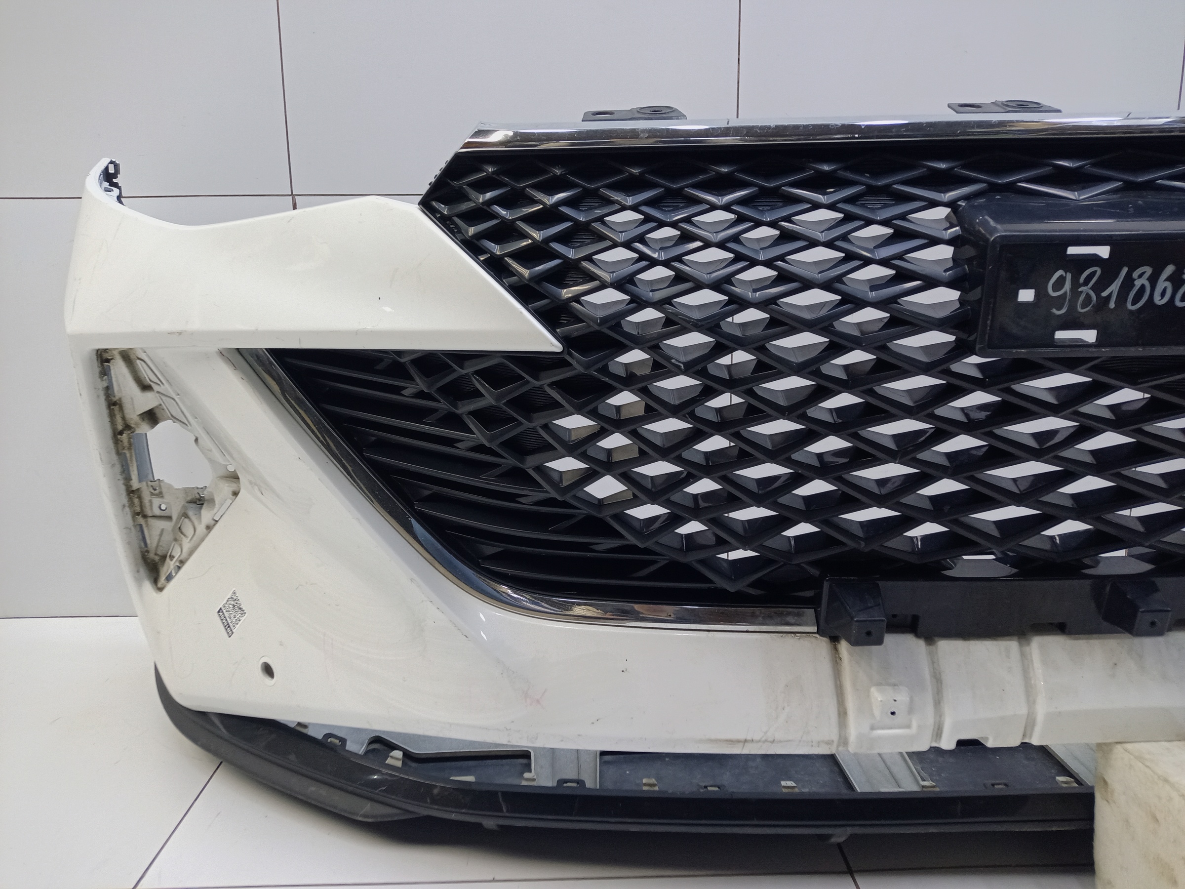 Бампер передний Haval F7 Restail