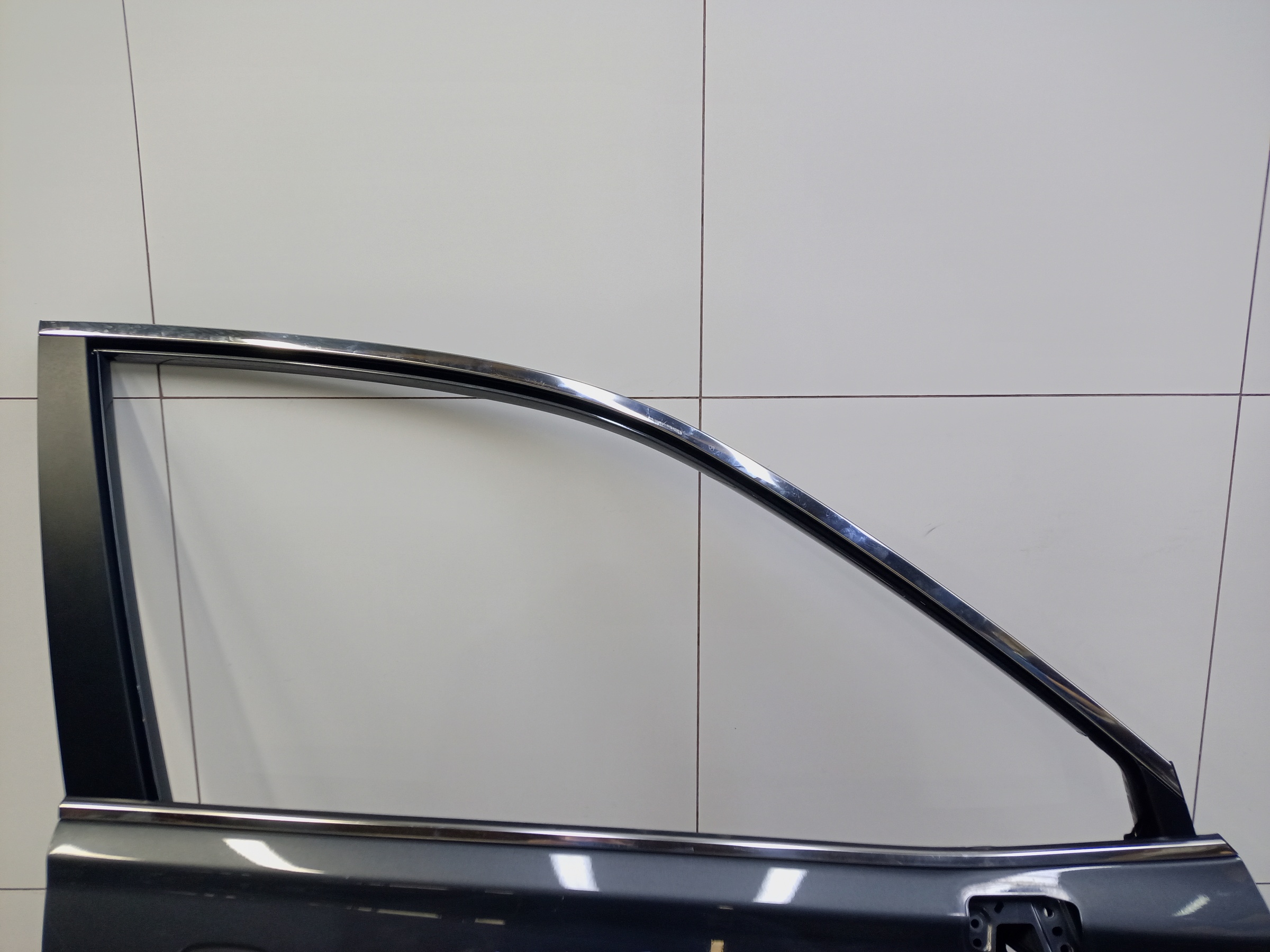Дверь передняя правая Subaru Forester 5 SK