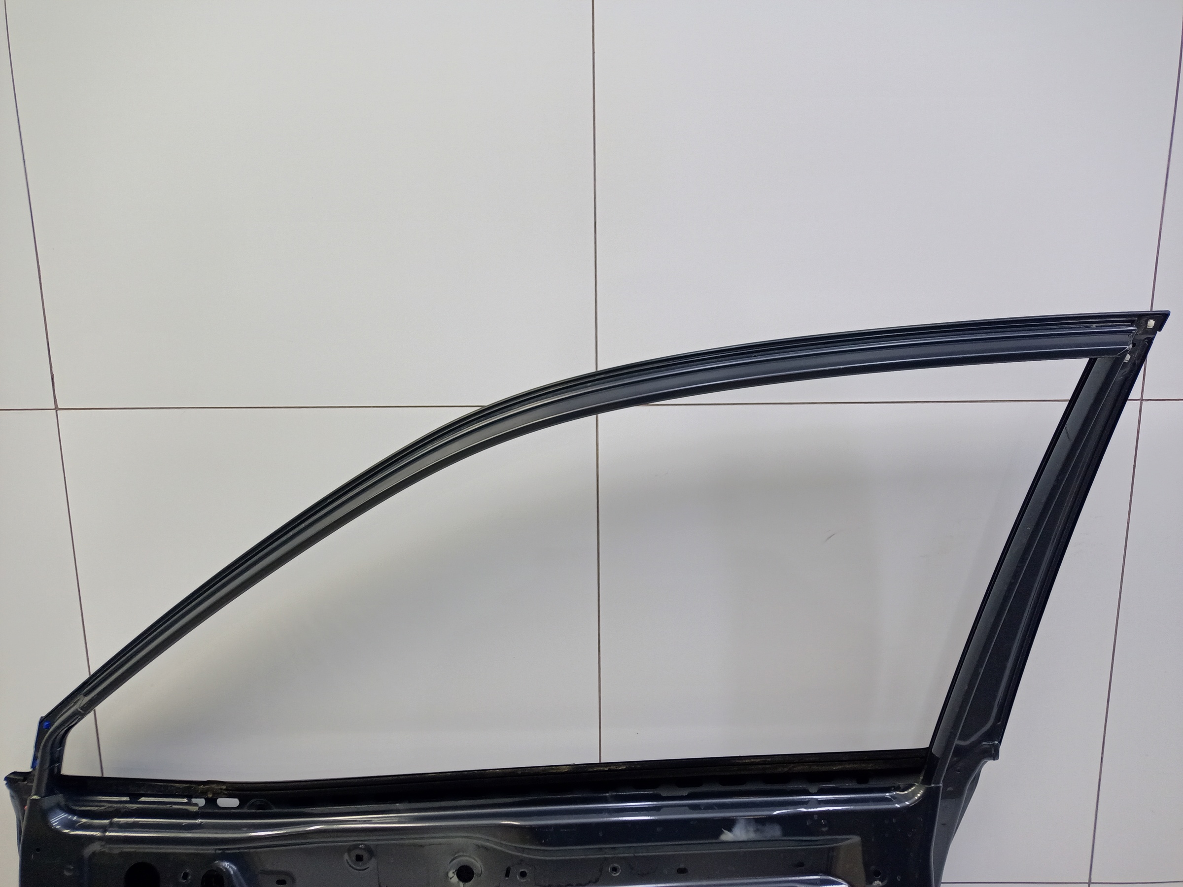 Дверь передняя правая Subaru Forester 5 SK