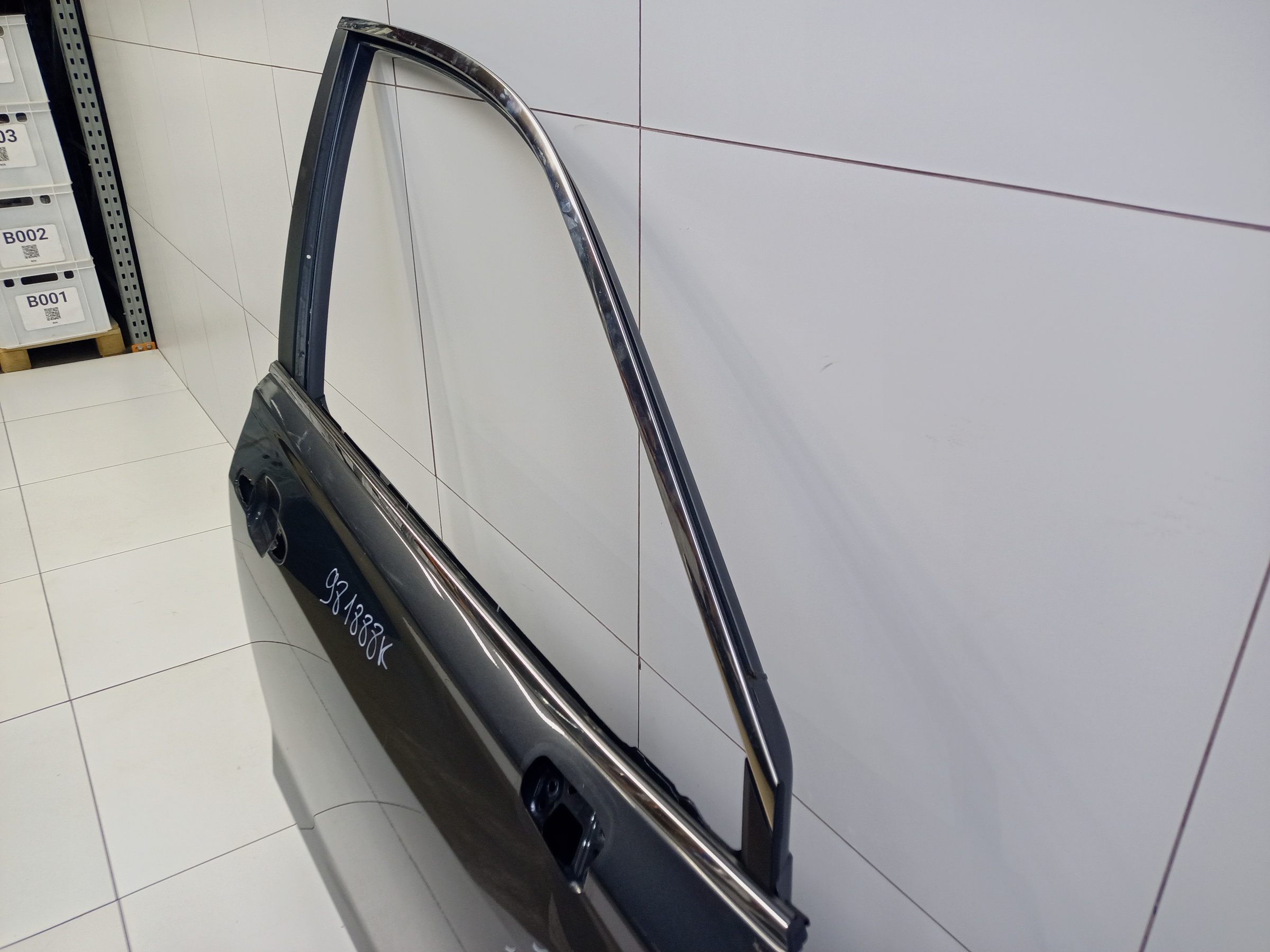 Дверь передняя правая Subaru Forester 5 SK