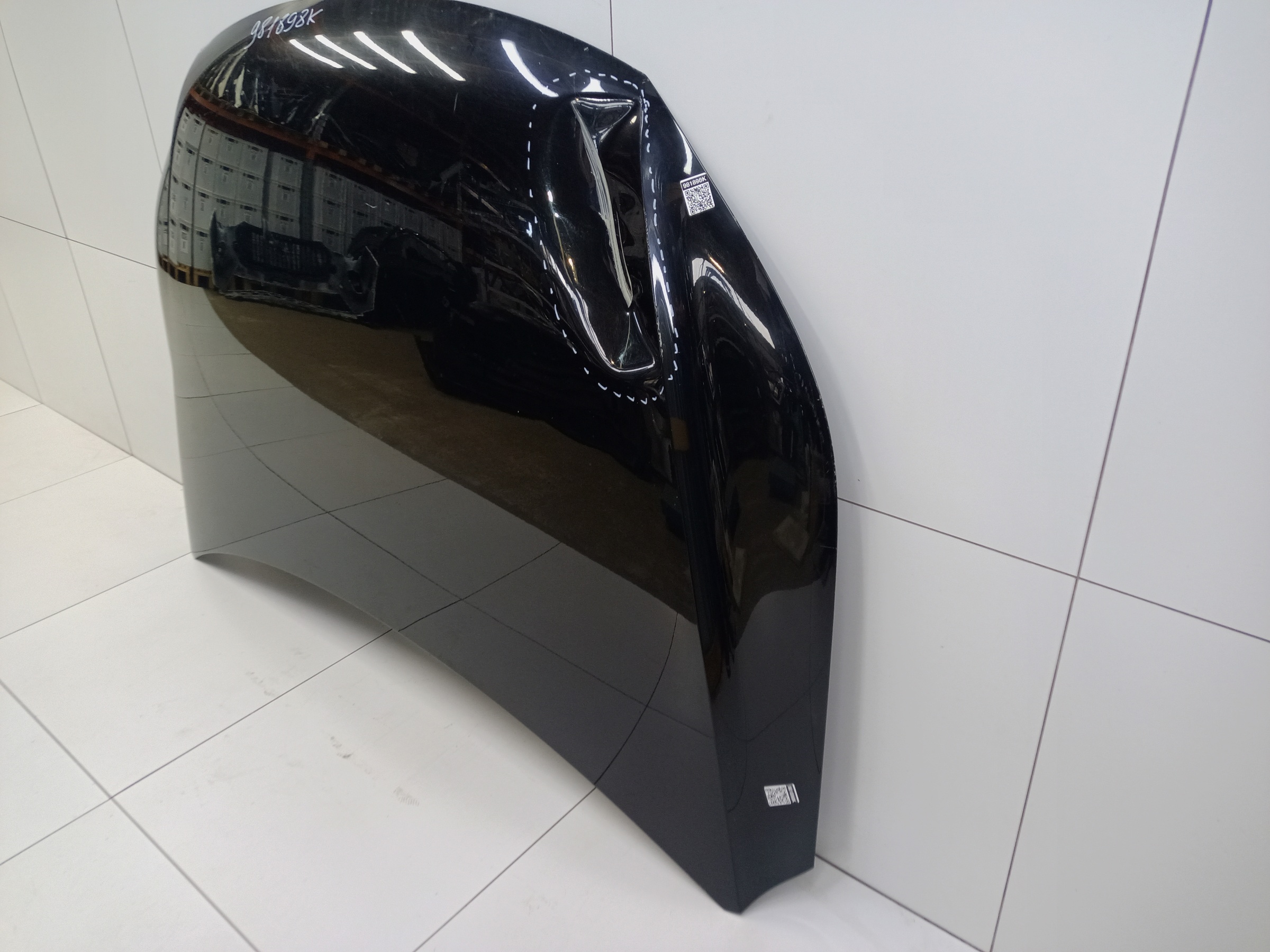 Капот Volkswagen Tiguan 1