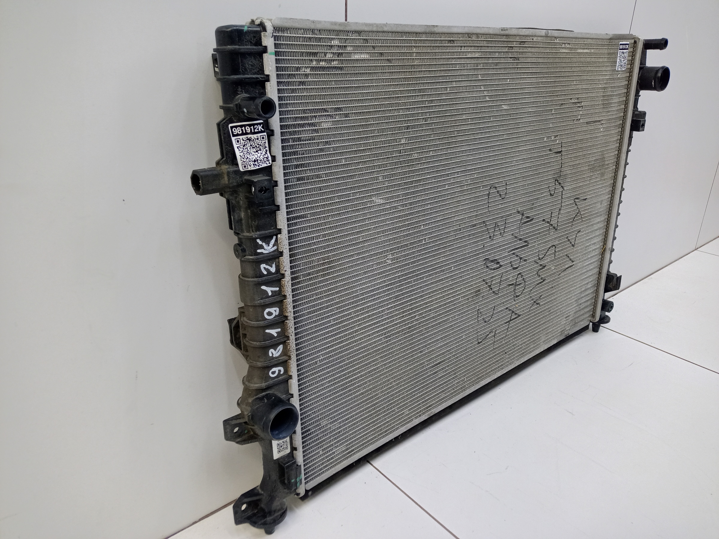 Радиатор охлаждения двигателя Geely Coolray