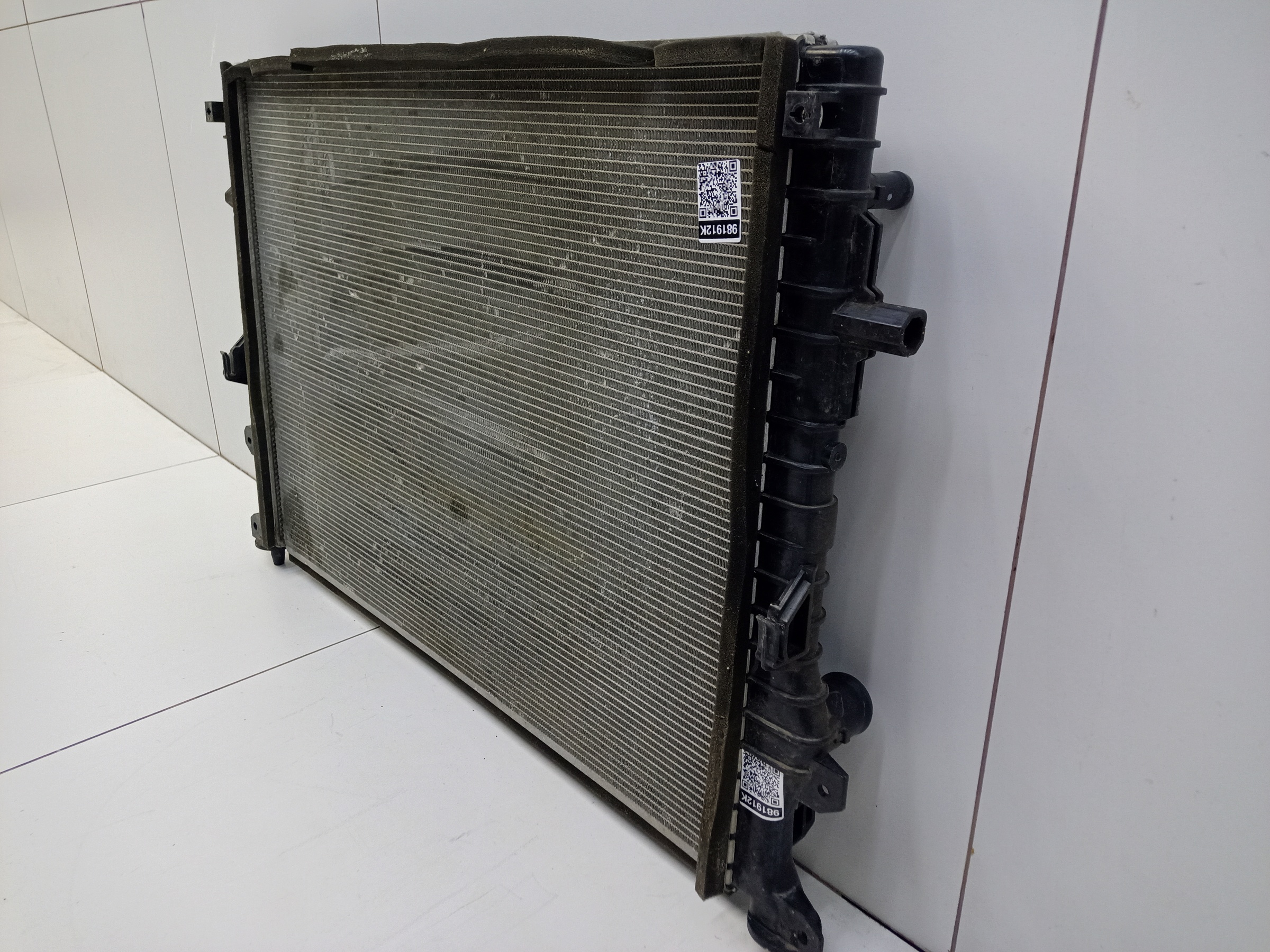 Радиатор охлаждения двигателя Geely Coolray
