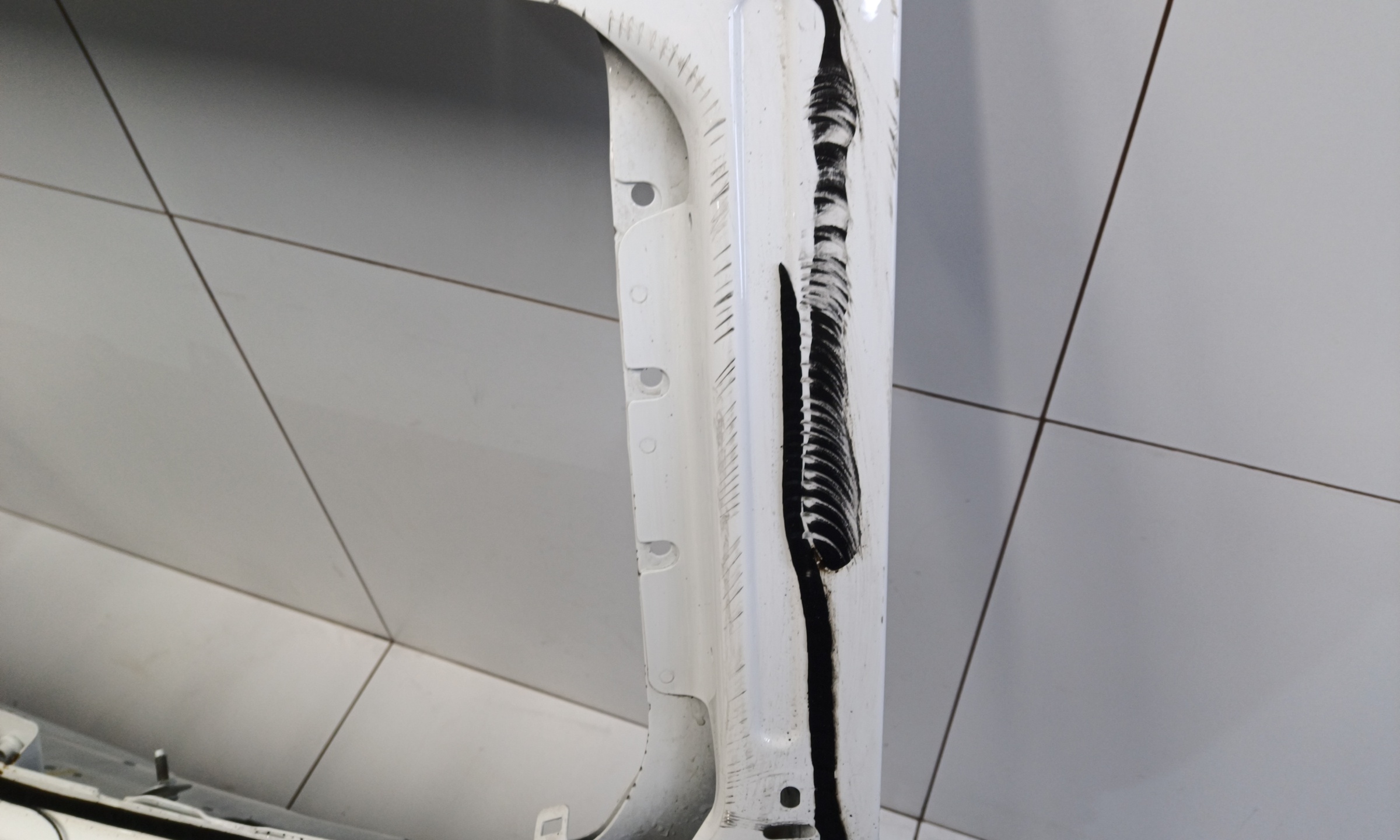 Крышка багажника Land Rover Discovery Sport 1