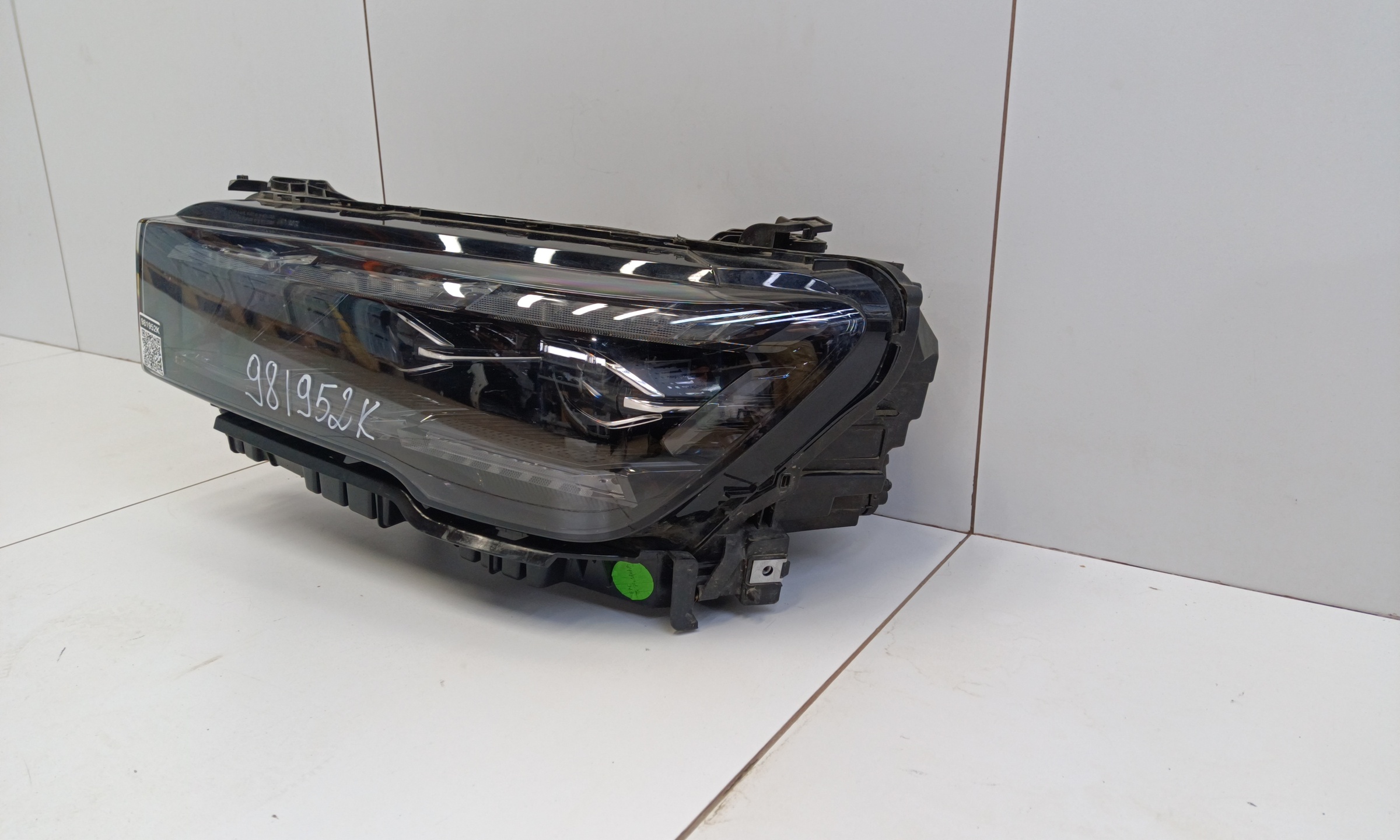 Фара передняя левая Geely Monjaro LED