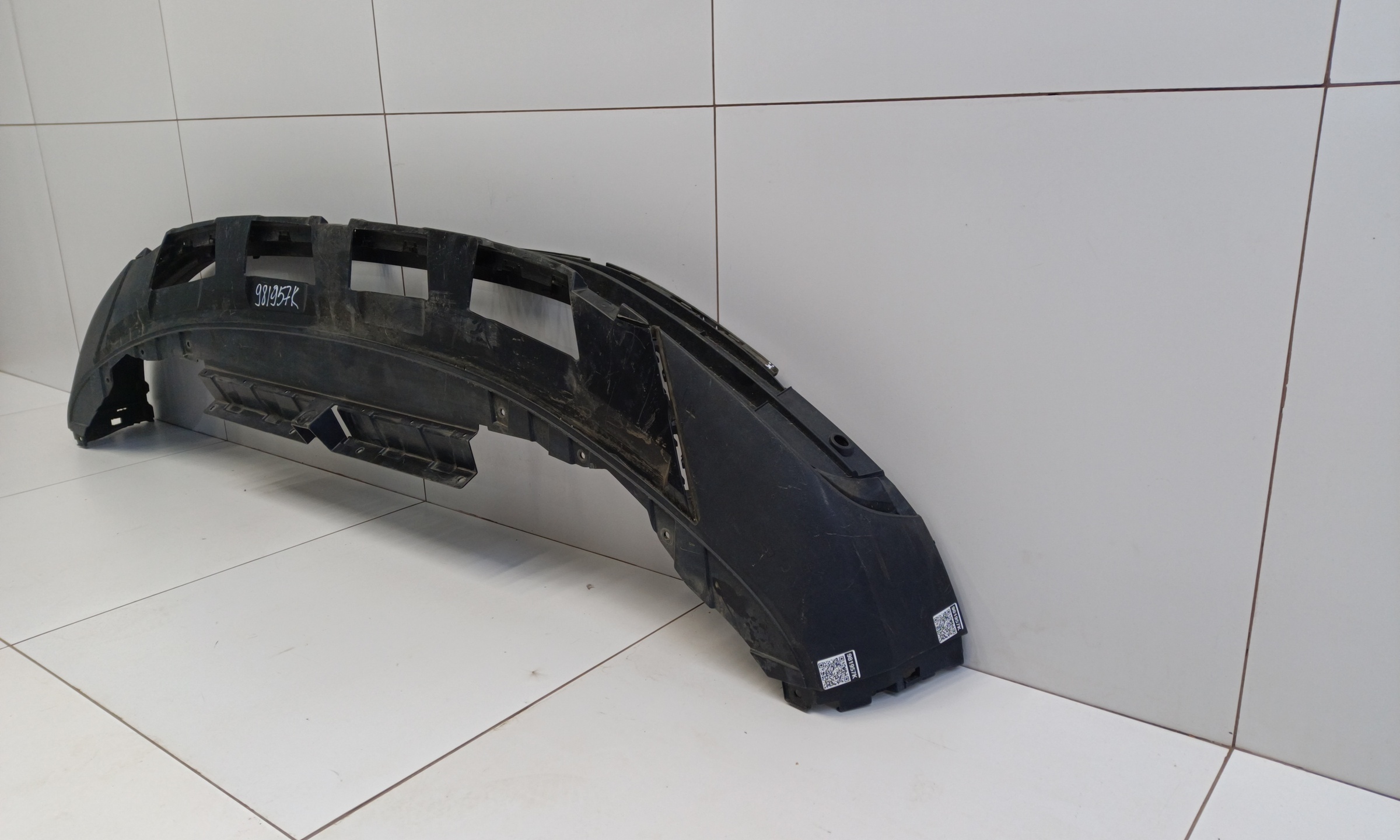 Юбка переднего бампера Volkswagen Tiguan 2 Restail