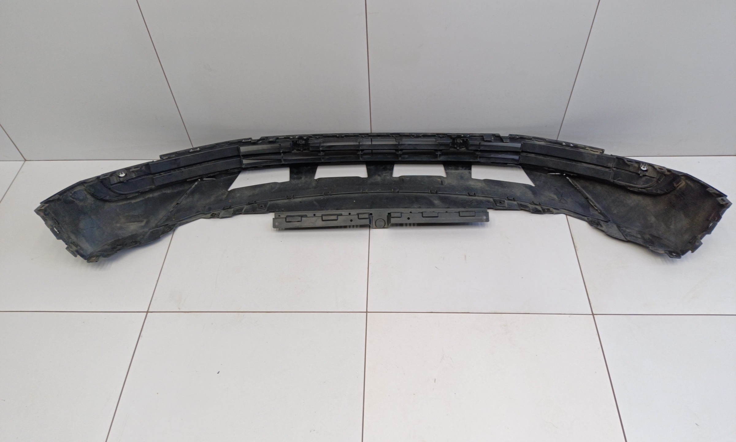 Юбка переднего бампера Volkswagen Tiguan 2 Restail