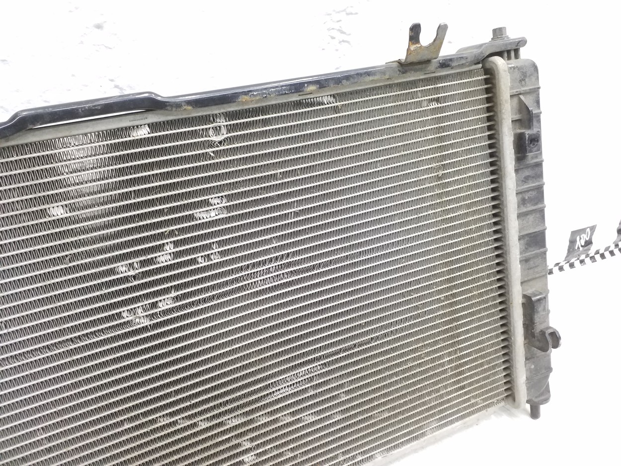 Радиатор охлаждения двигателя Lada Granta 1 Restail