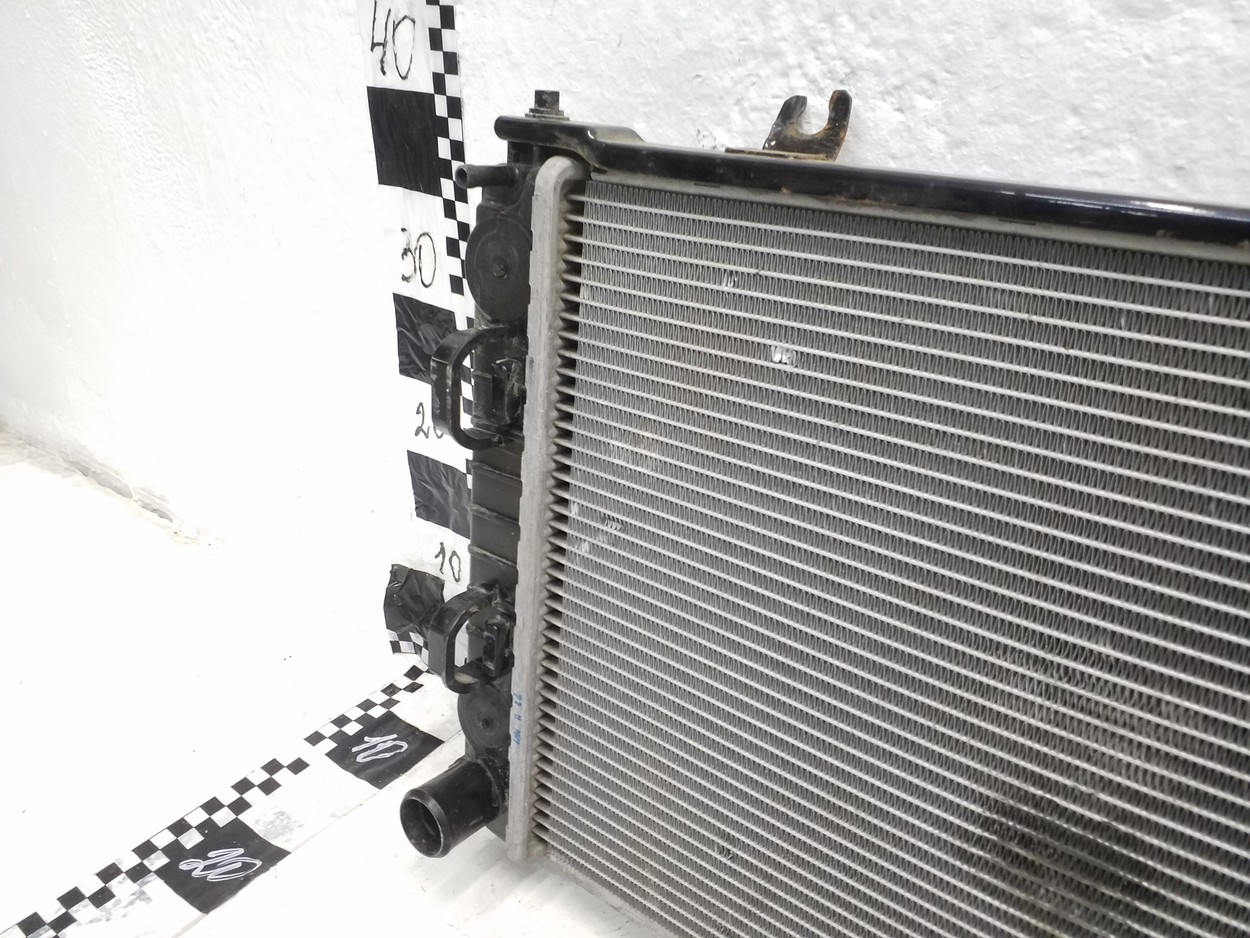 Радиатор охлаждения двигателя Lada Granta 1 Restail