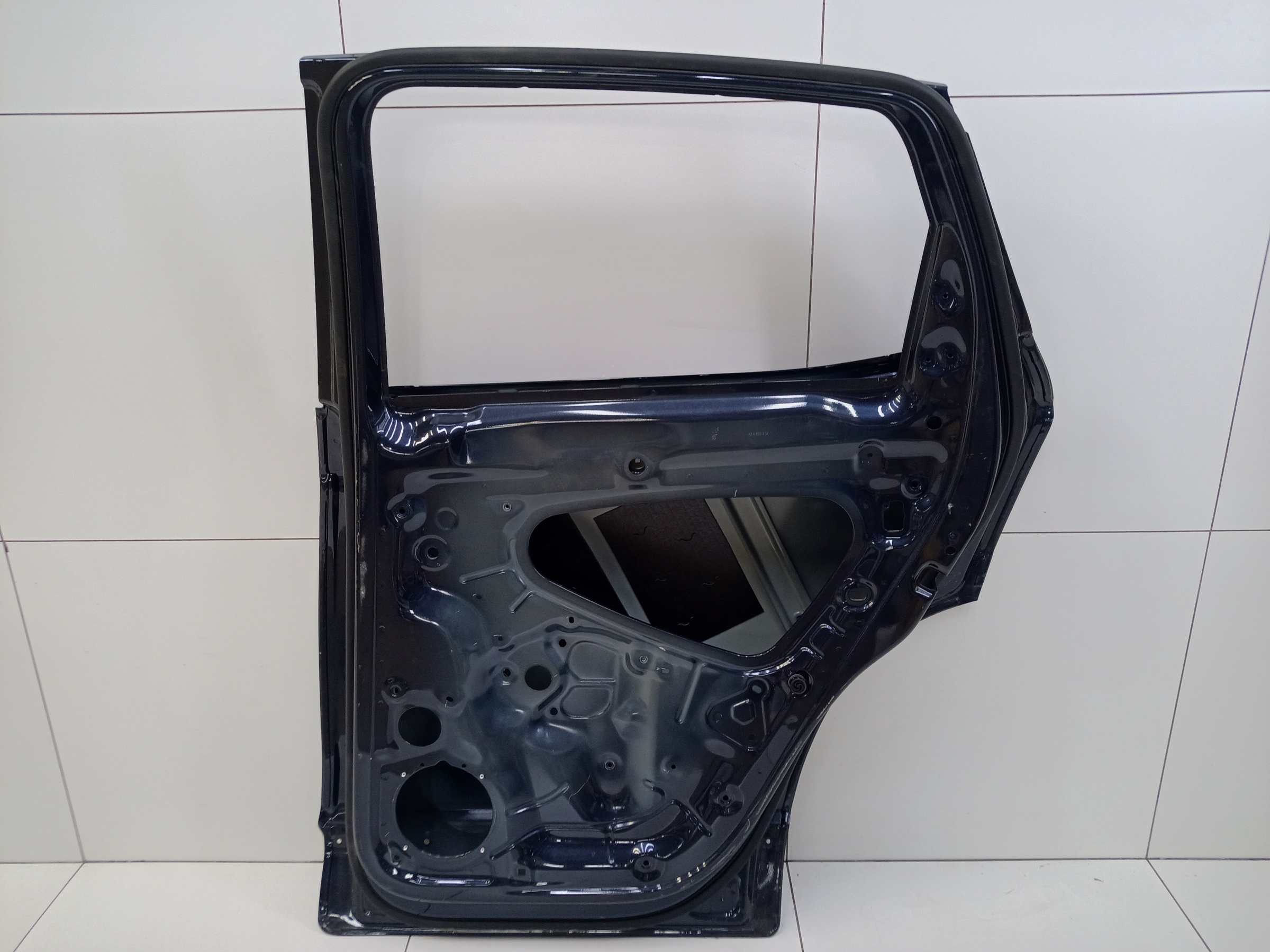 Дверь задняя правая Volkswagen Tayron X Restail