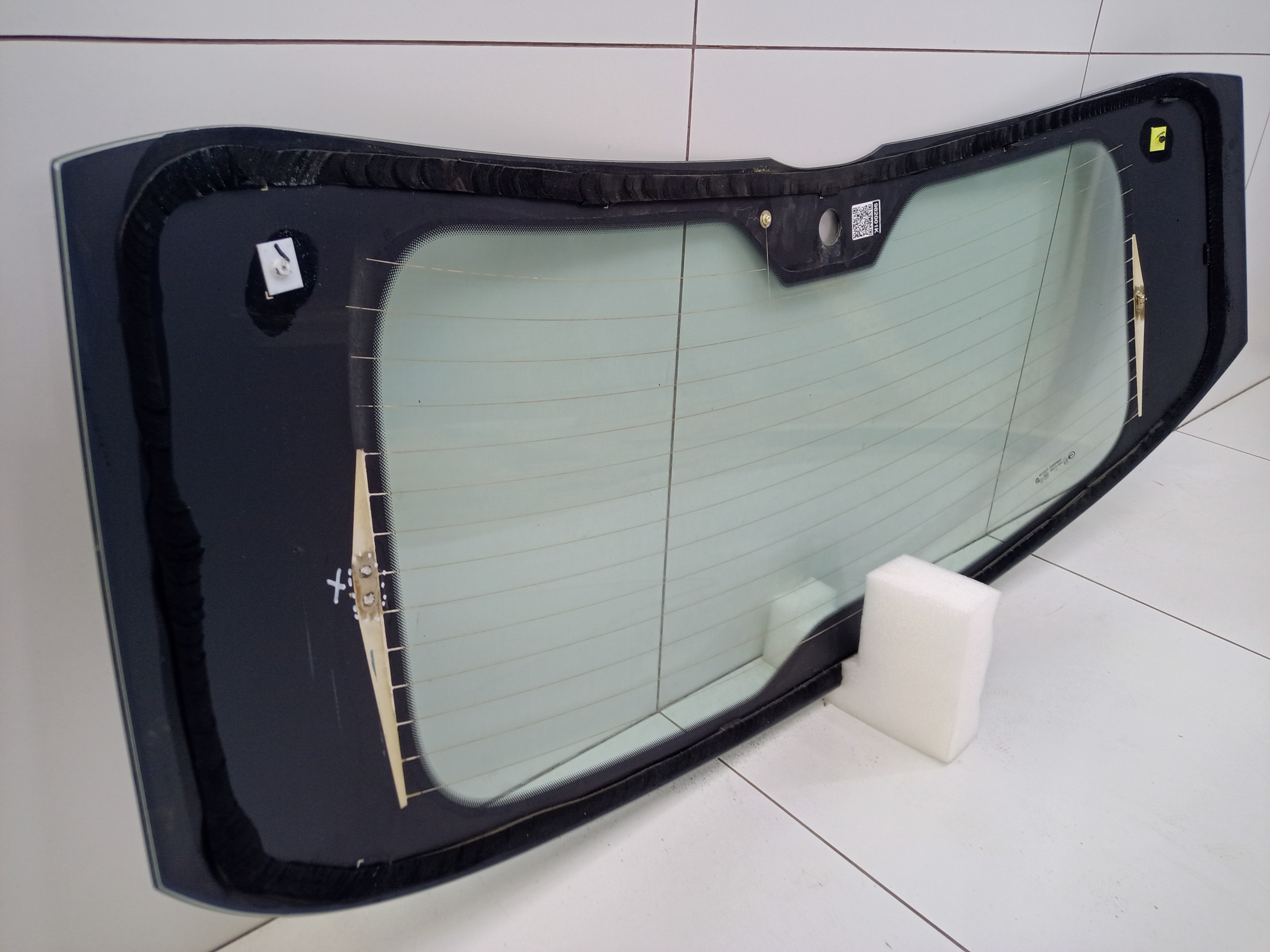 Стекло крышки багажника GAC GS3