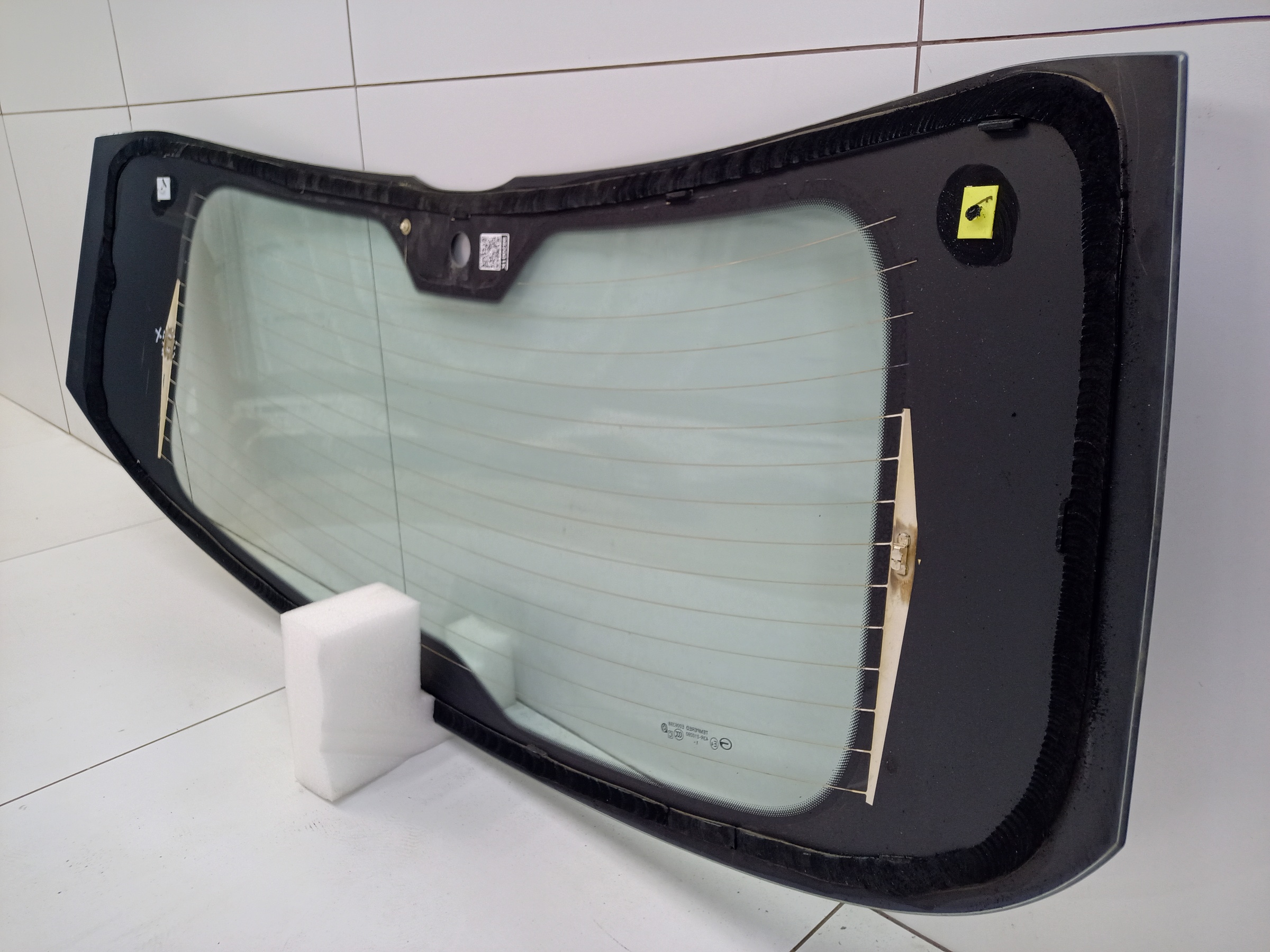 Стекло крышки багажника GAC GS3