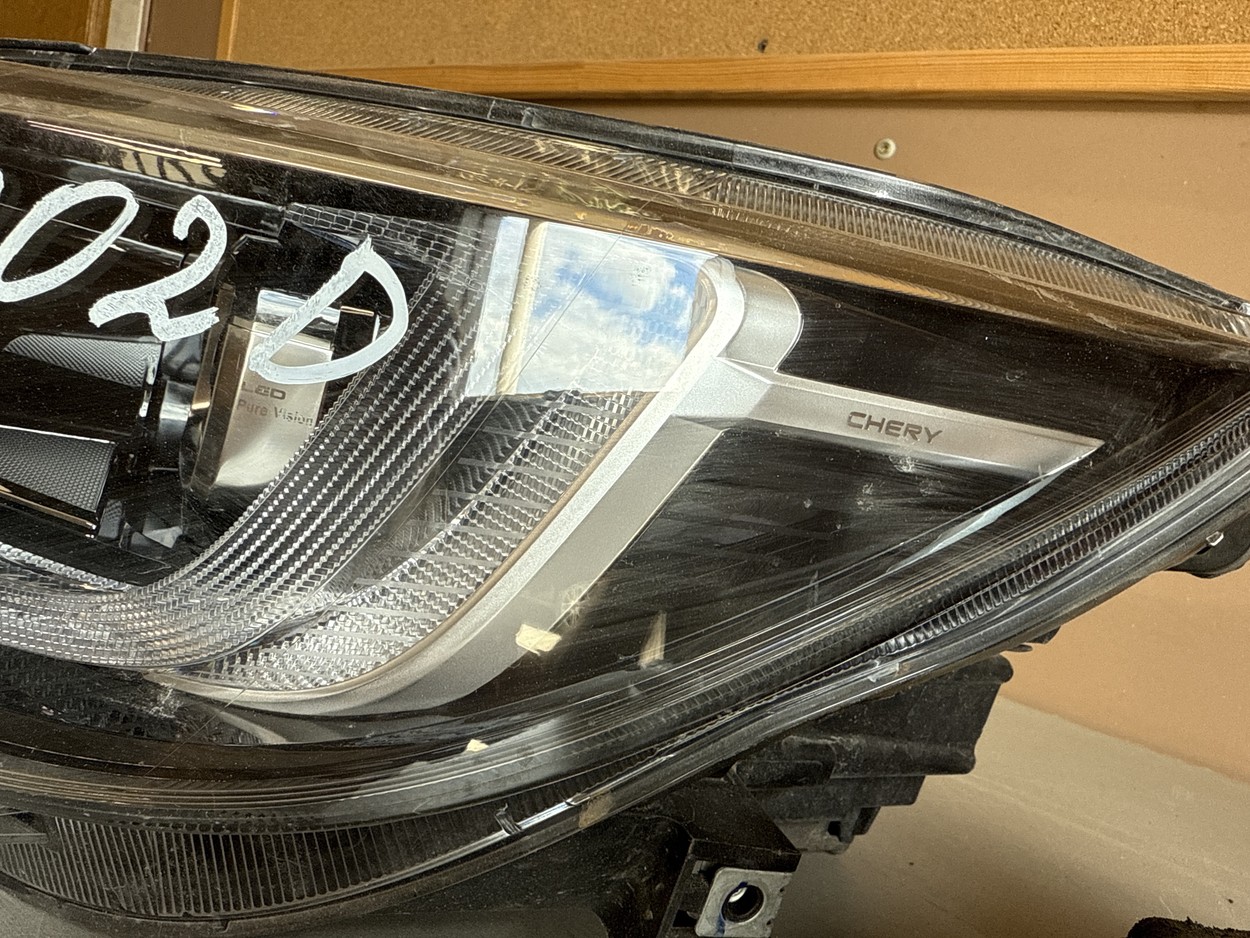 Фара передняя левая Chery Tiggo 8 Pro LED 10 контактов