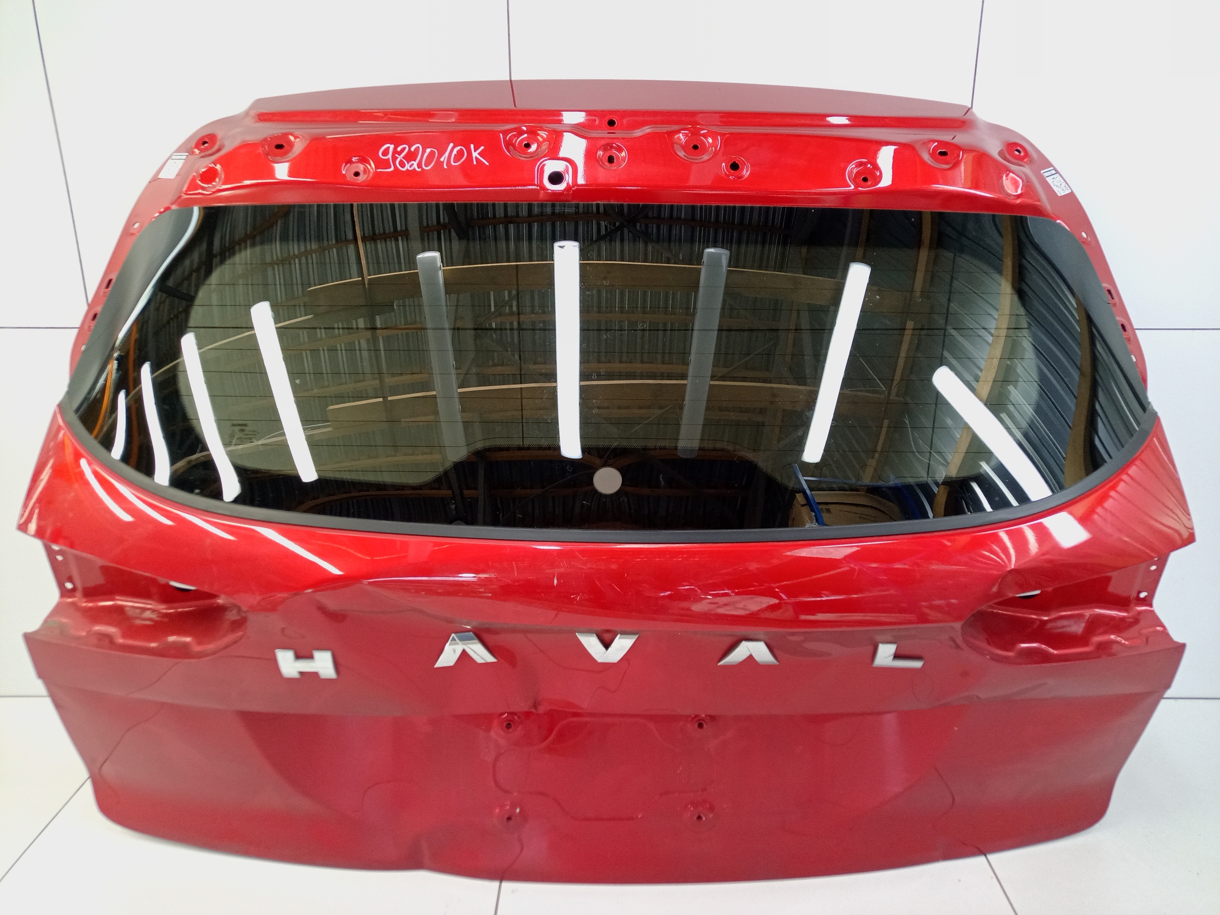 Стекло крышки багажника Haval Jolion