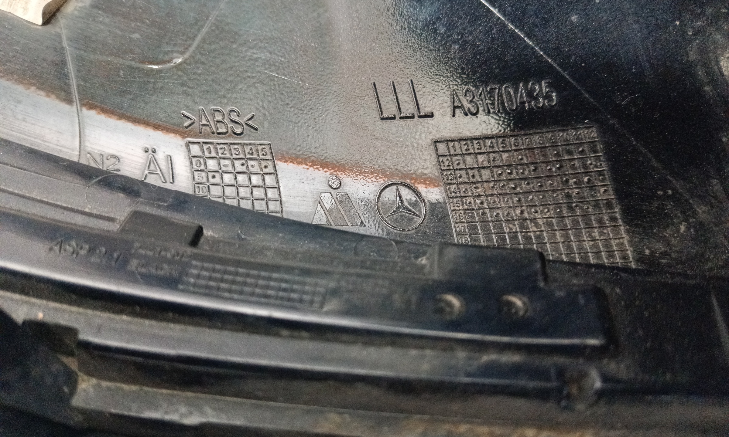 Крышка зеркала левого Mercedes Benz C-Klasse W205