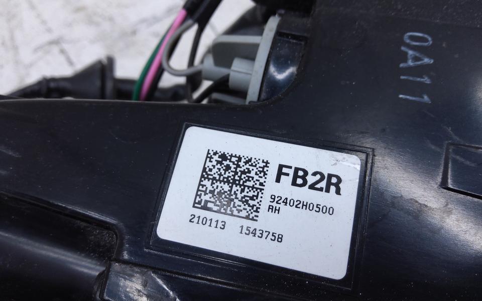 Фонарь задний правый наружный Kia Rio 4 Restail