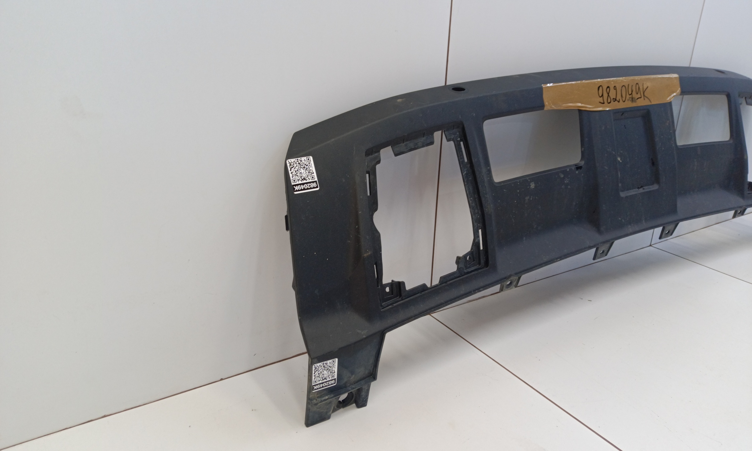 Накладка переднего бампера Tank 700