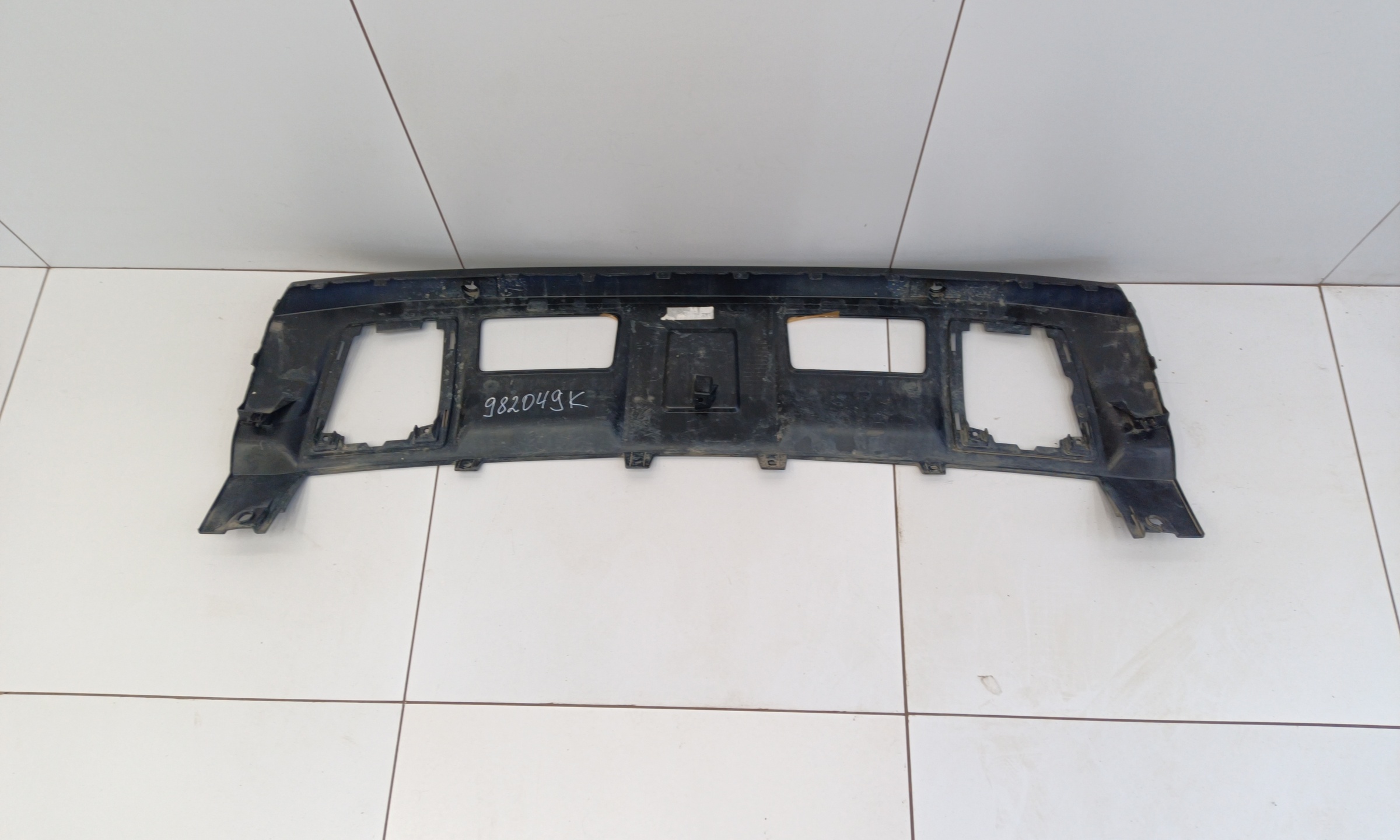 Накладка переднего бампера Tank 700