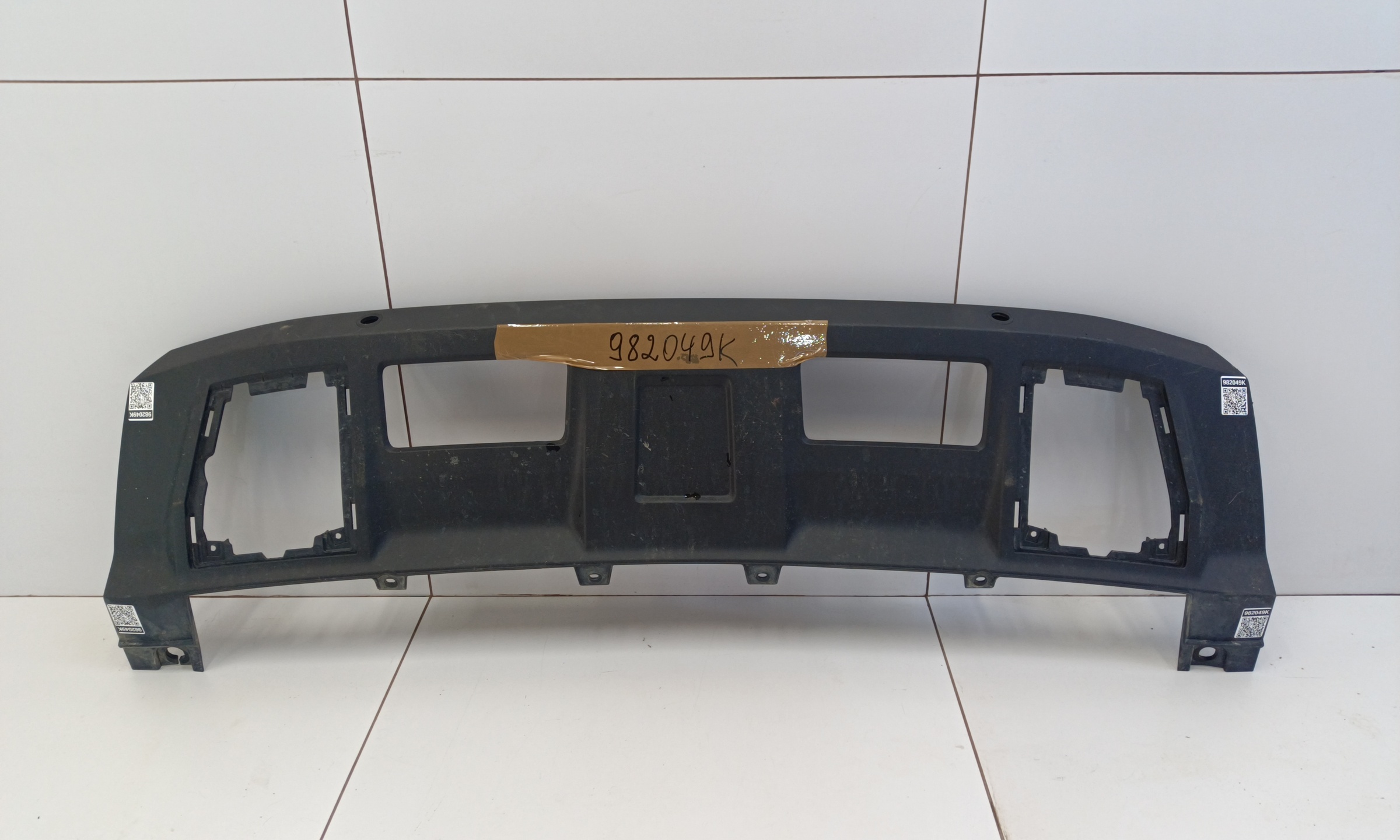 Накладка переднего бампера Tank 700