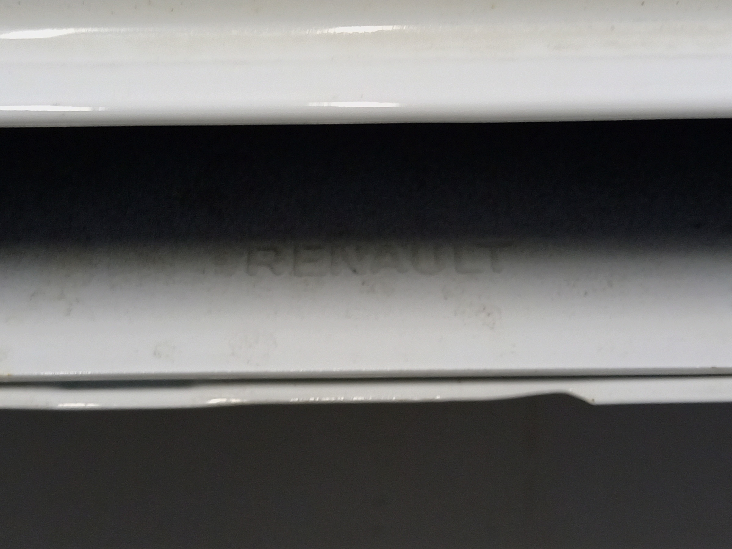 Дверь передняя правая Renault Duster 2