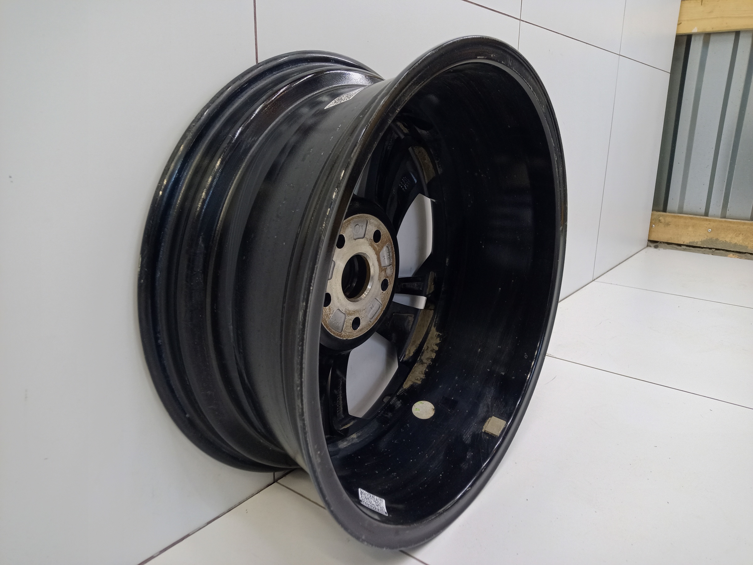 Диск колеса литой Geely Coolray Restail R18