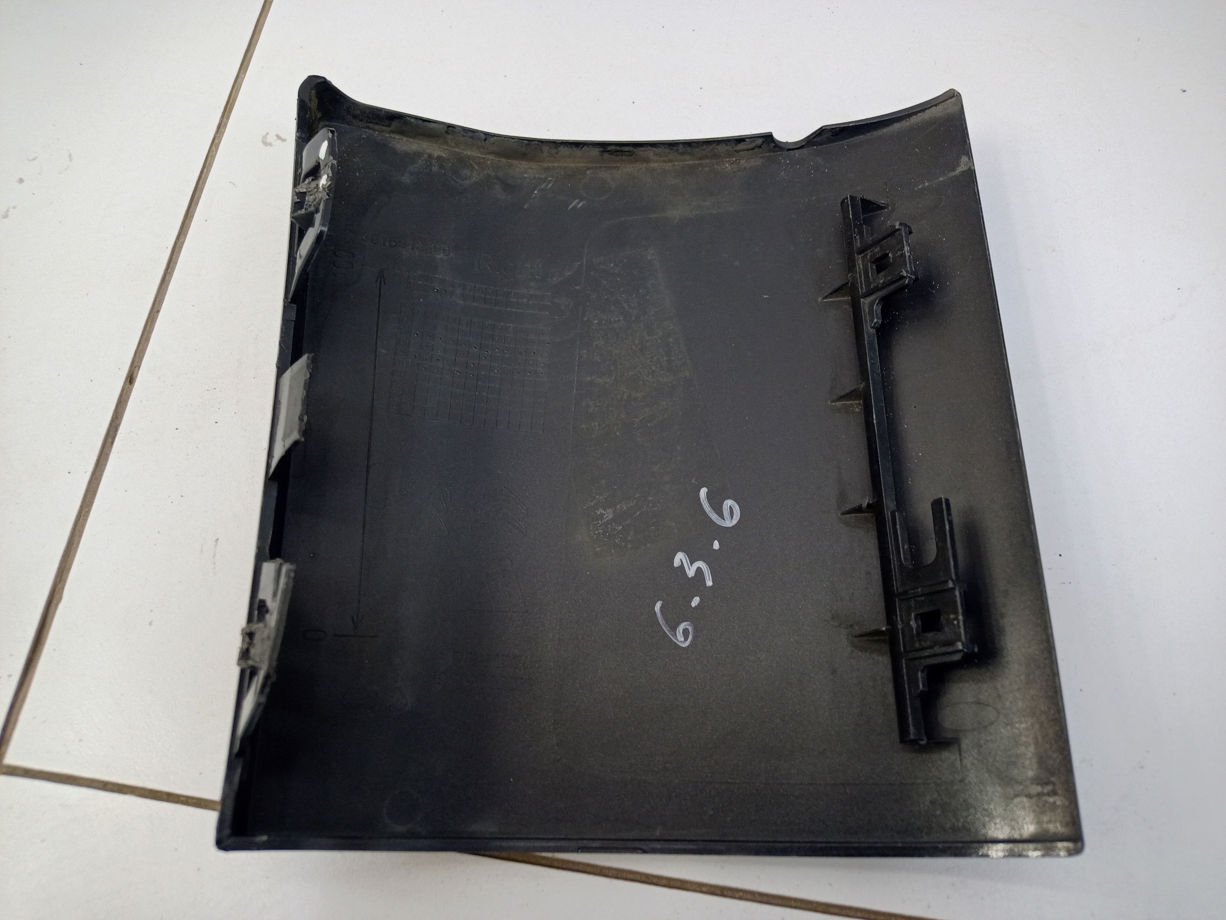 Бампер задний Peugeot Traveller крашеный