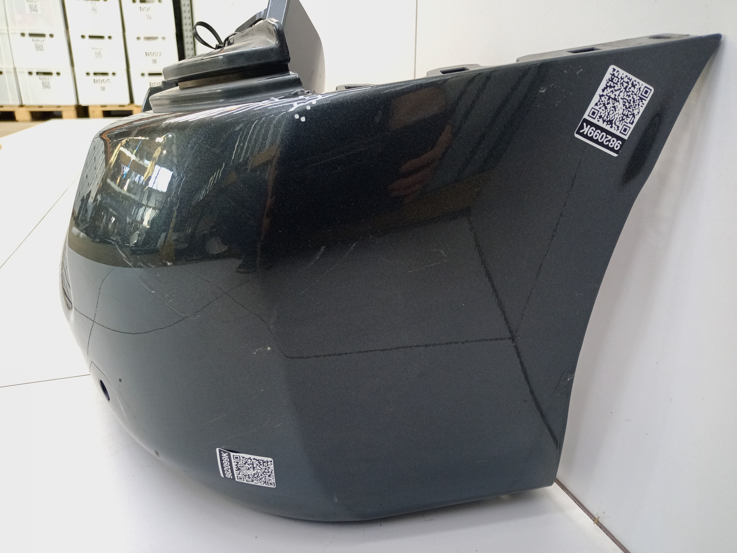 Бампер задний Peugeot Traveller крашеный