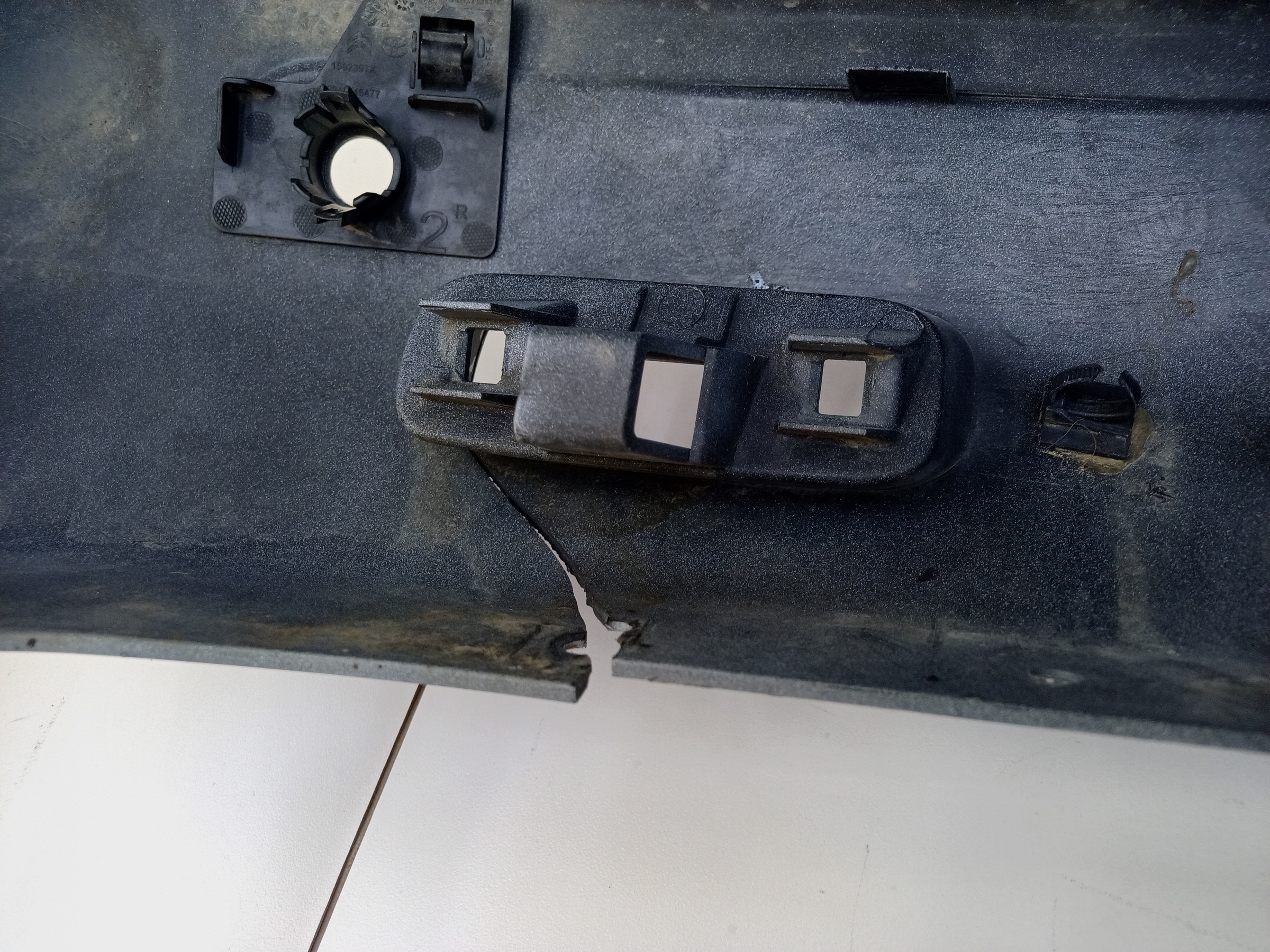 Бампер задний Peugeot Traveller крашеный