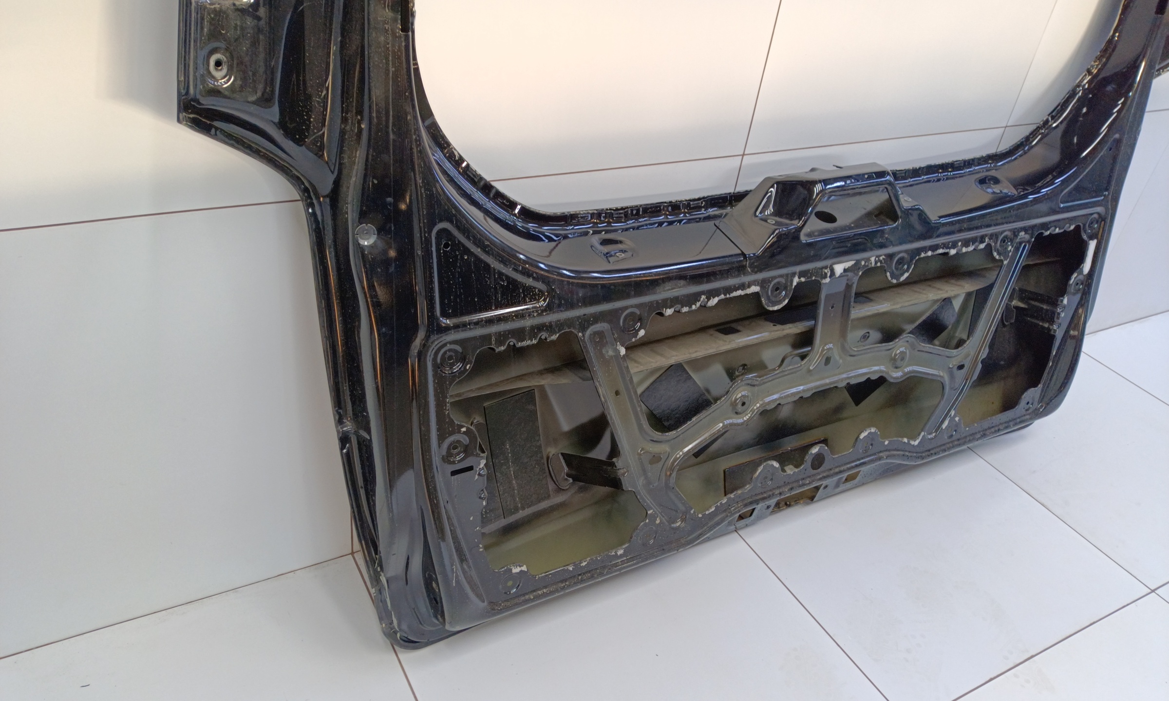 Крышка багажника Mercedes Benz V-klasse W447