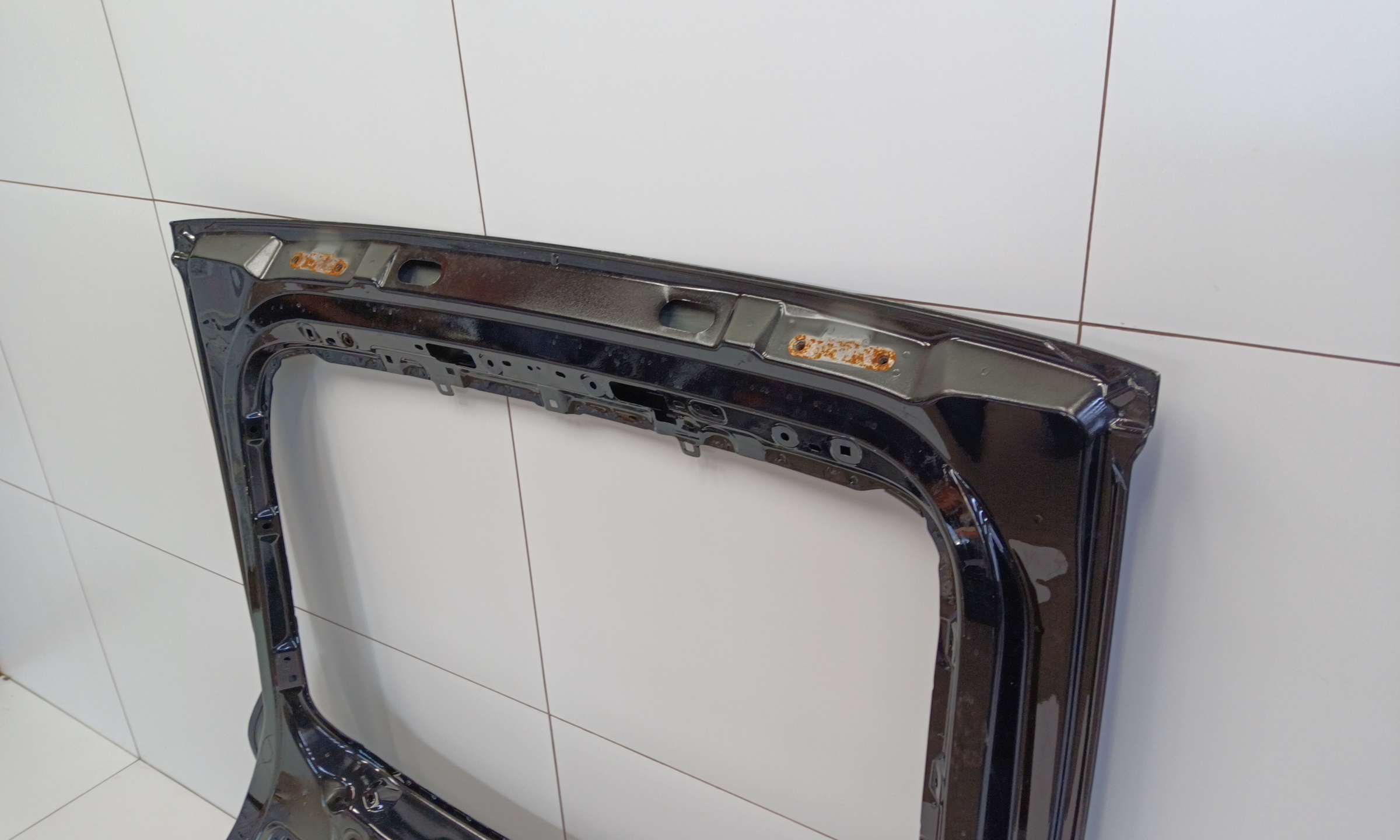 Крышка багажника Geely Tugella